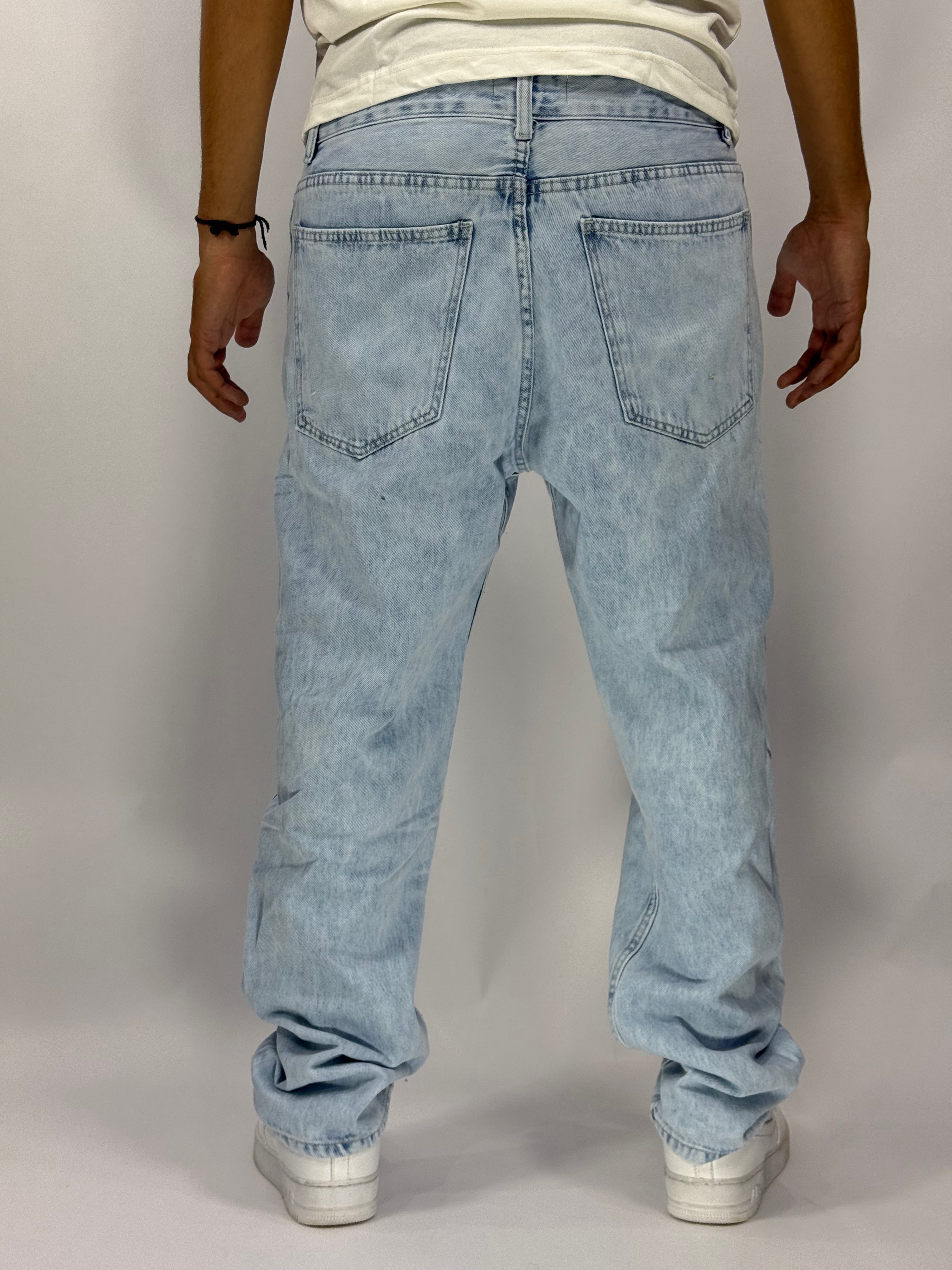 Jeans 1ʳᵉ Qualité – Style, Confort et Élégance ( D )
