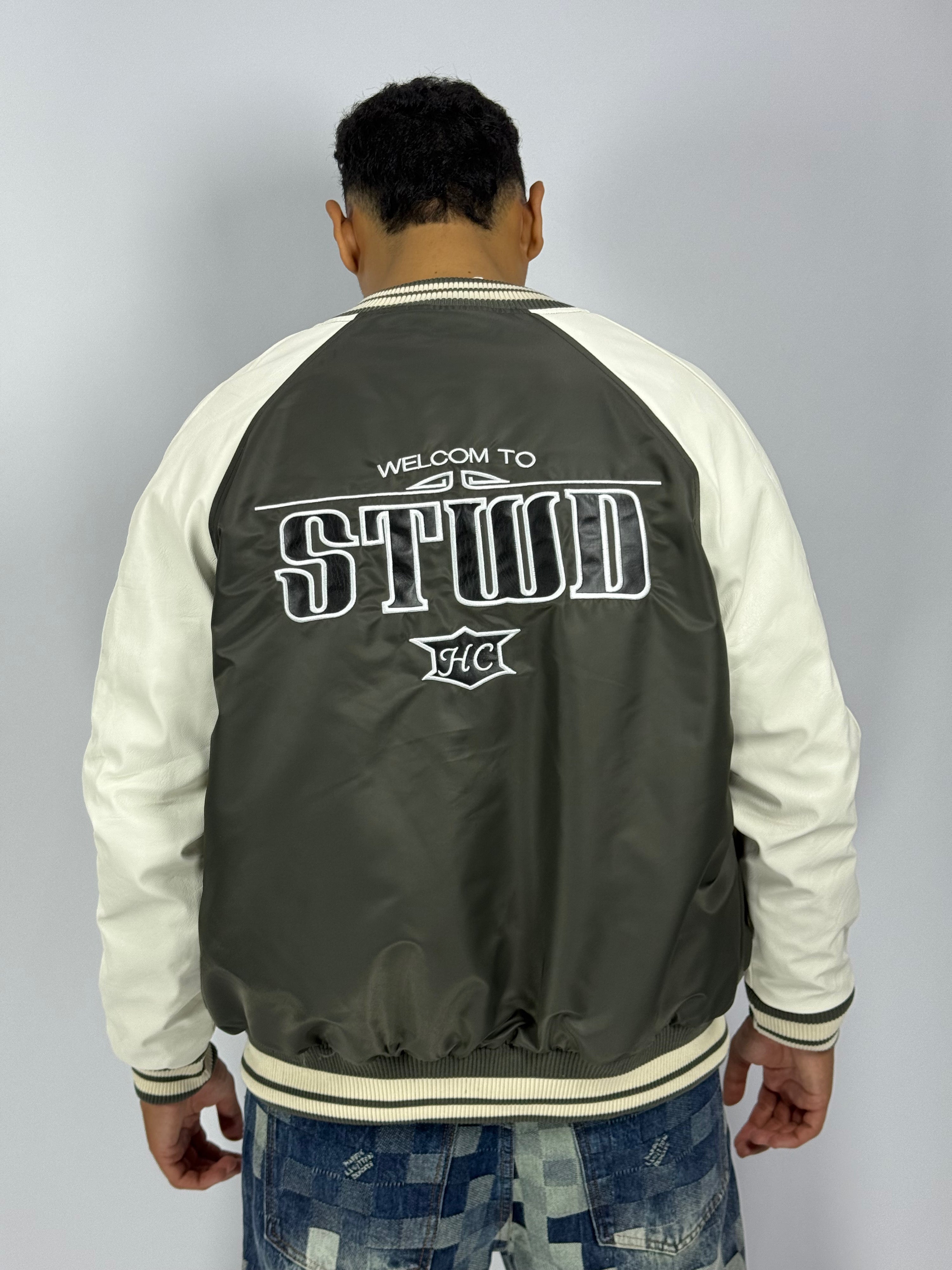 Veste  – Style Moderne