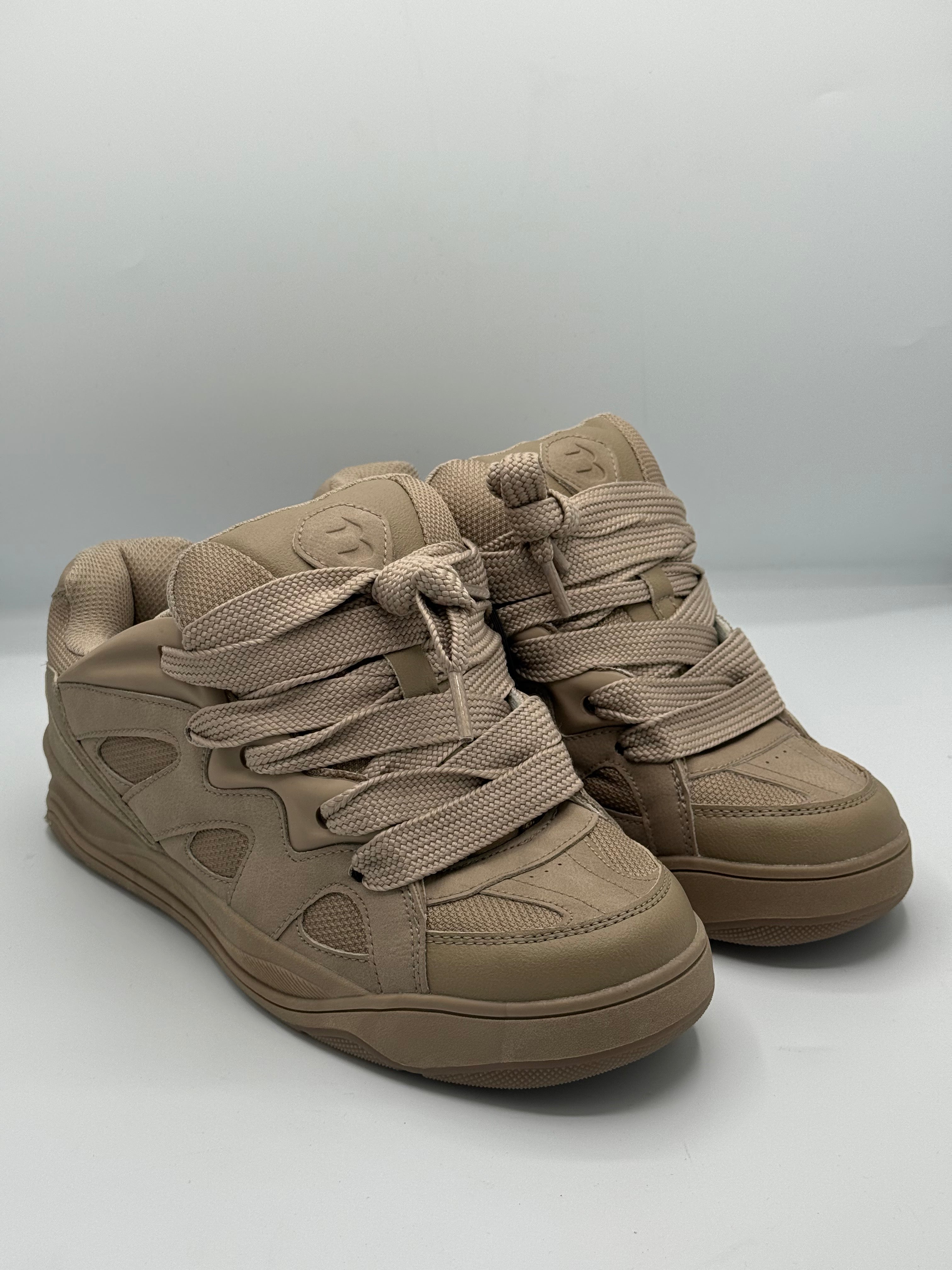 Sneakers “Desert Vision” – Look Neutre & Style Street Luxe