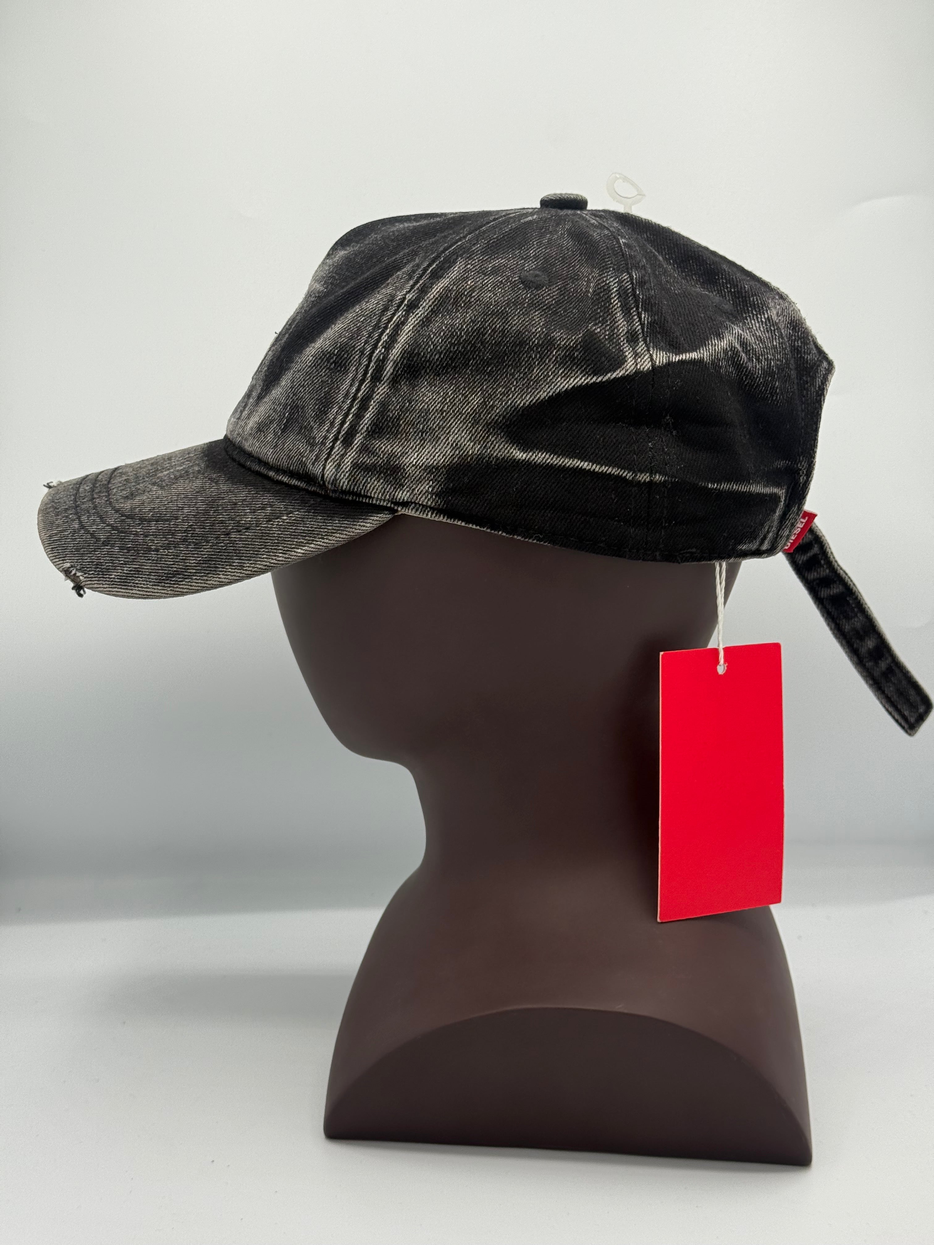 Casquette Classique "Élégance Noire"