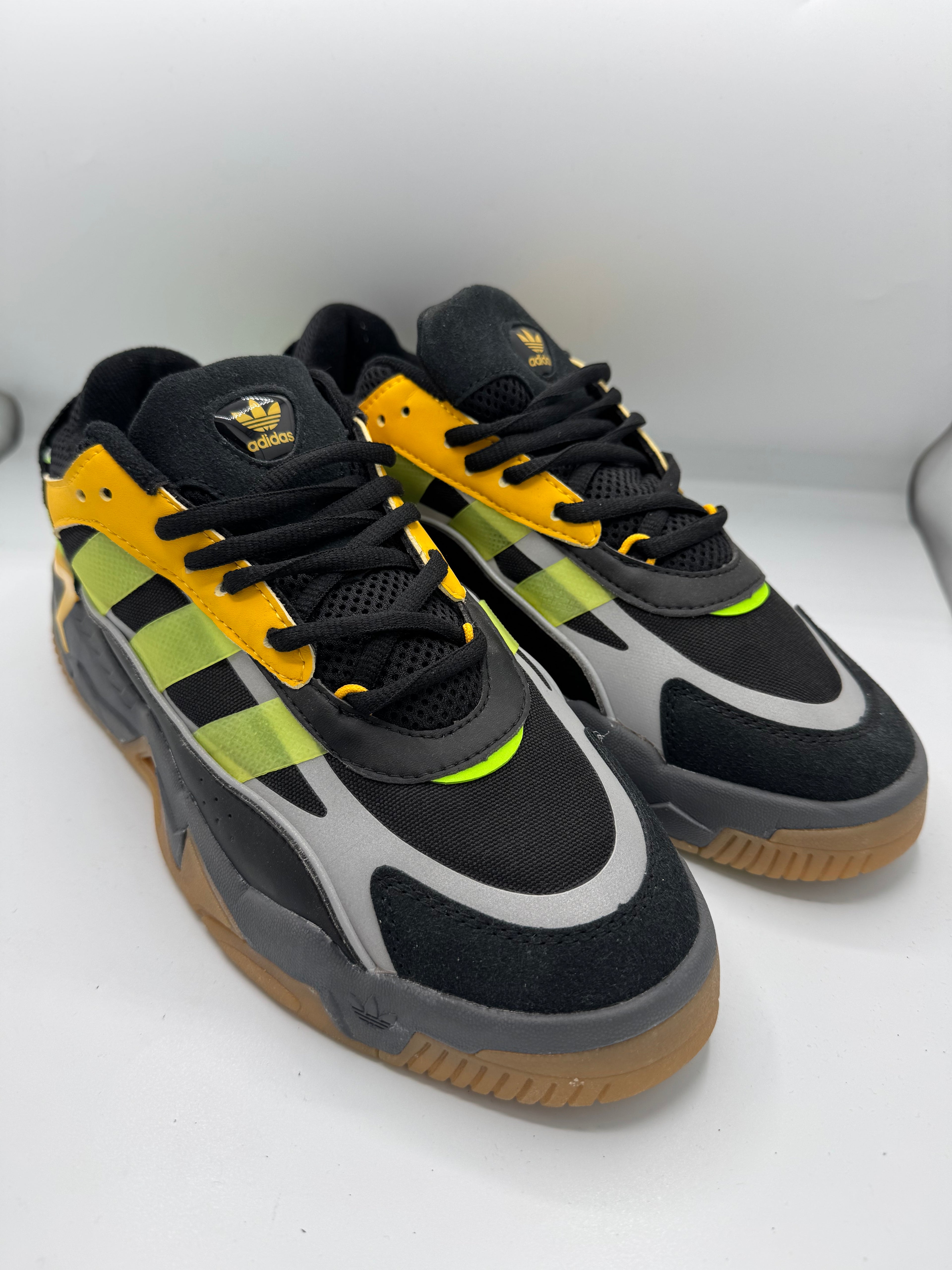 ADIDAS Nova Edge Noir - Confort, Style & Puissance Urbaine