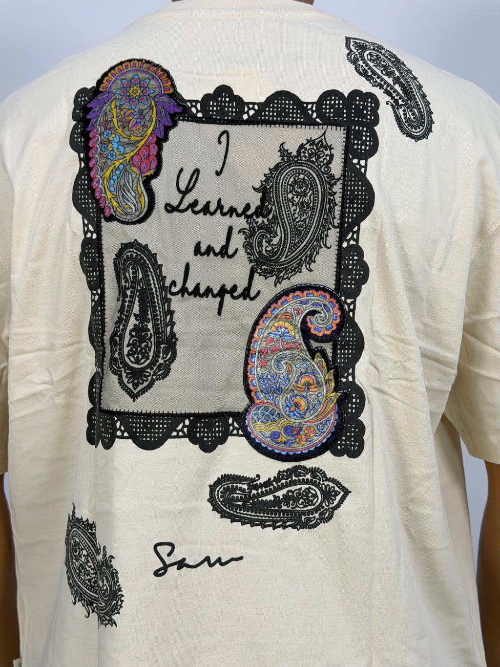 T-shirt ORIGINAL Oversize Blanc – Paisley Statement “I Learned & Changed” Edition