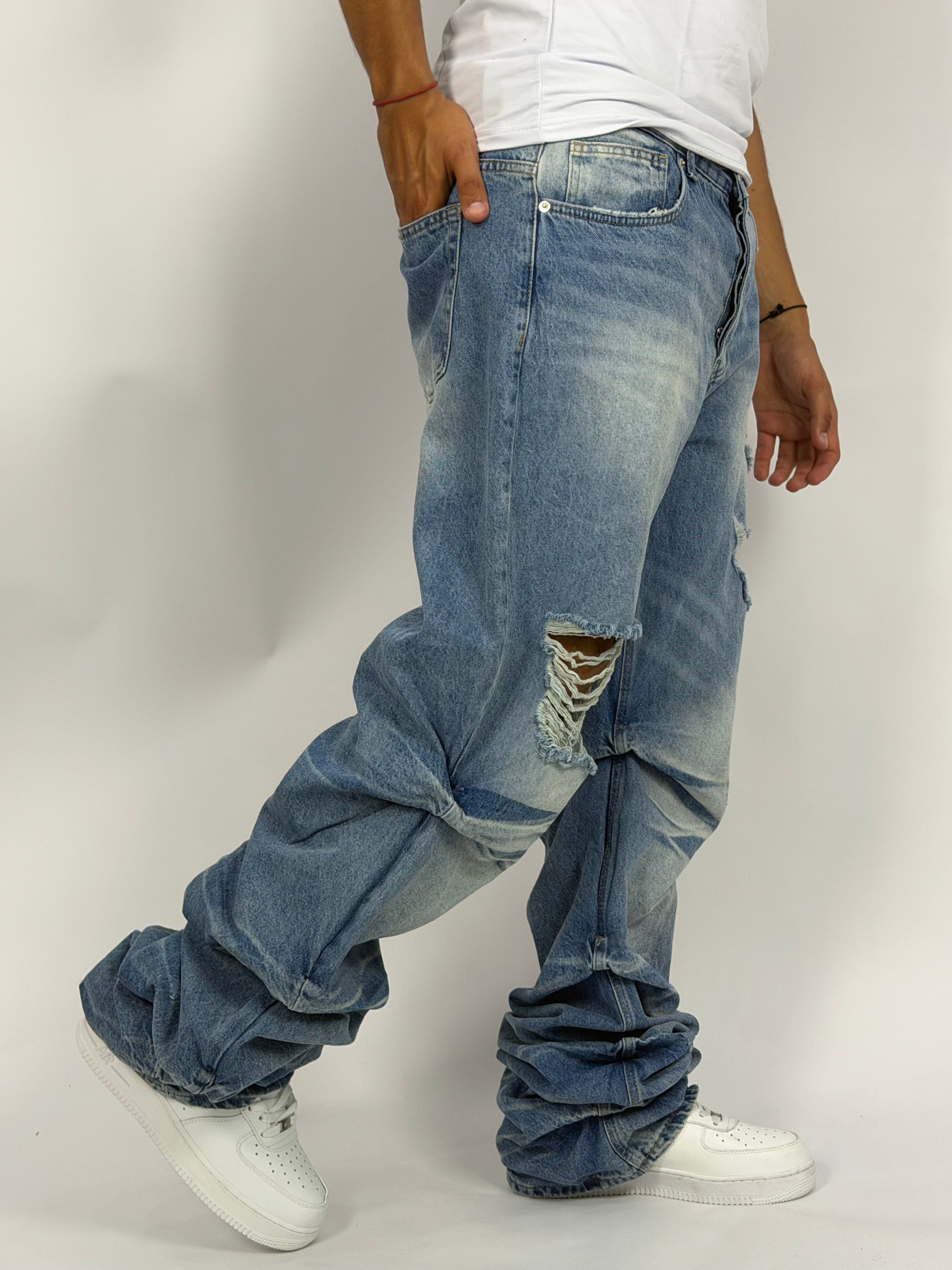 Jeans Denim Oversize Destroy – Light Blue Washed Edition