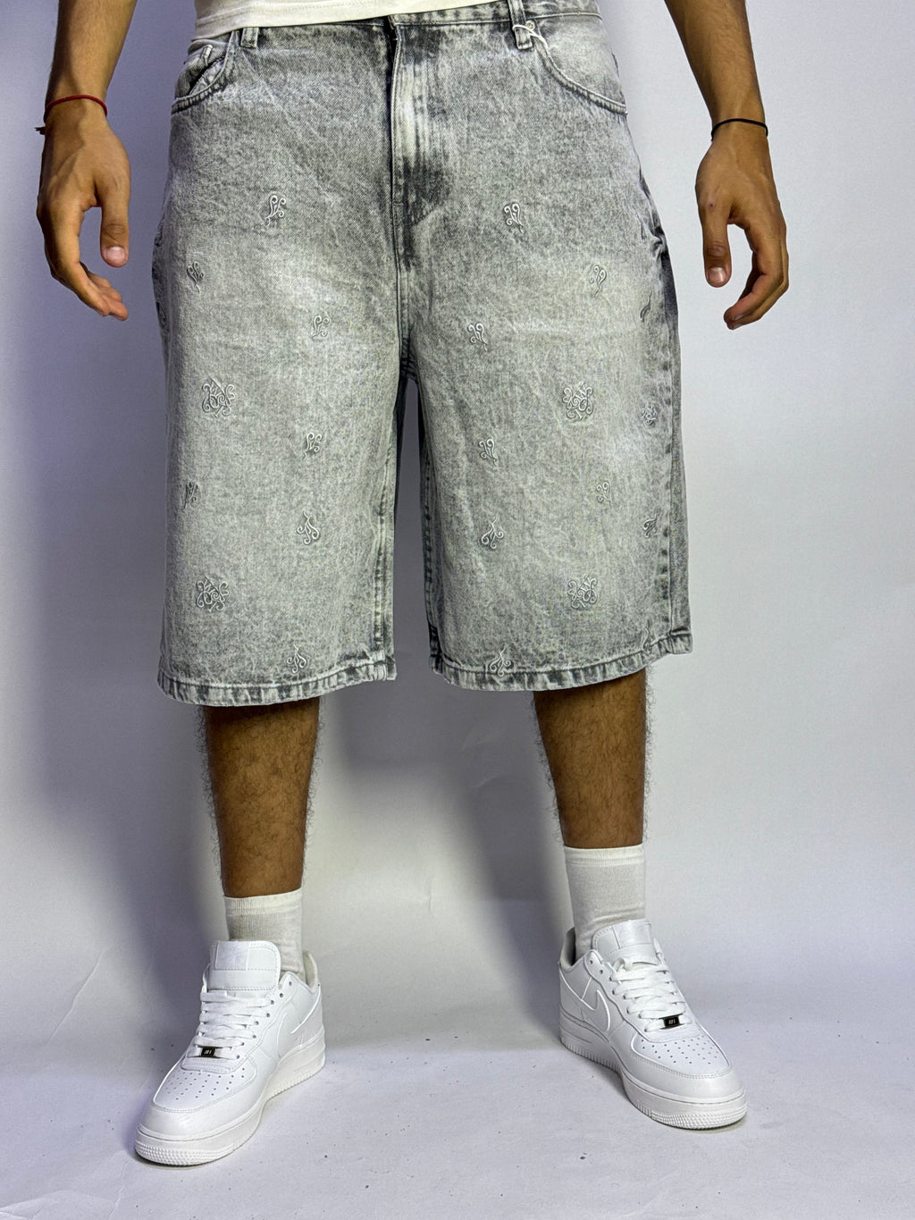 Short Jeans Denim Gris Oversize Pattern – 1 Ère Qualité