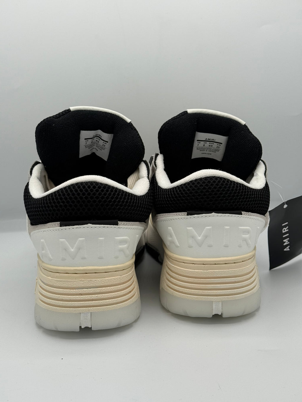 Amiri Sneakers “Black Shadow” – Puissance, Style & Finition Premium