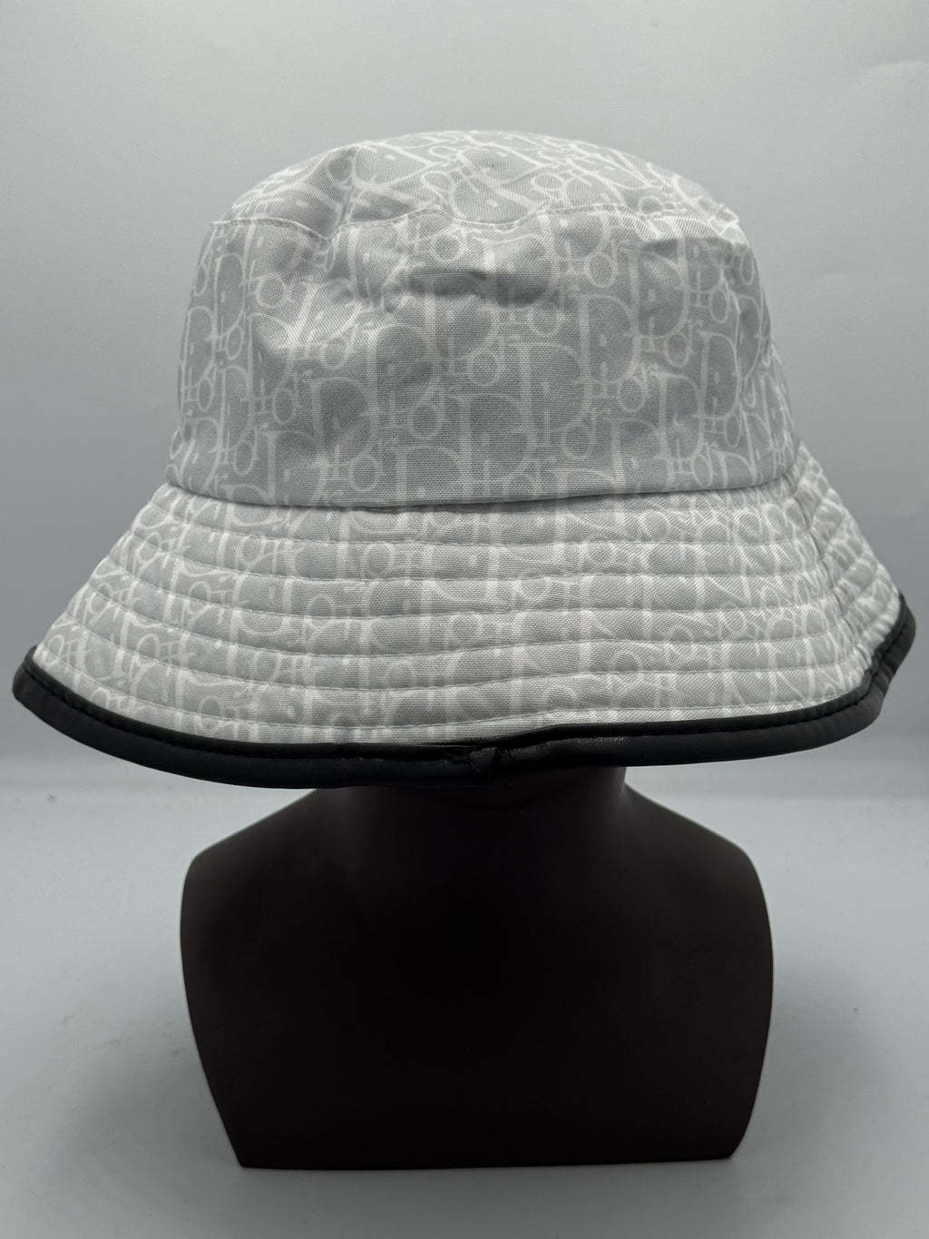 Bob Riviera Luxe Blanc – Monogram Summer Edition