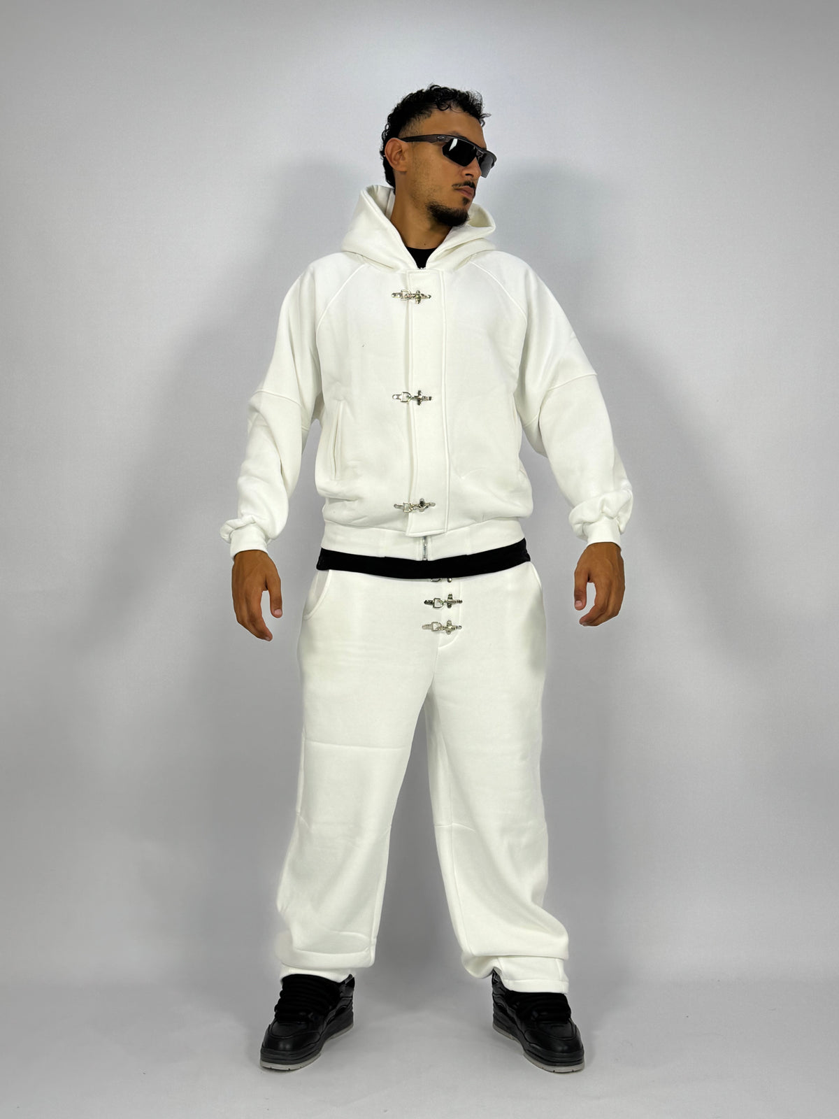 Ensemble Métalliques Blanc à Capuche