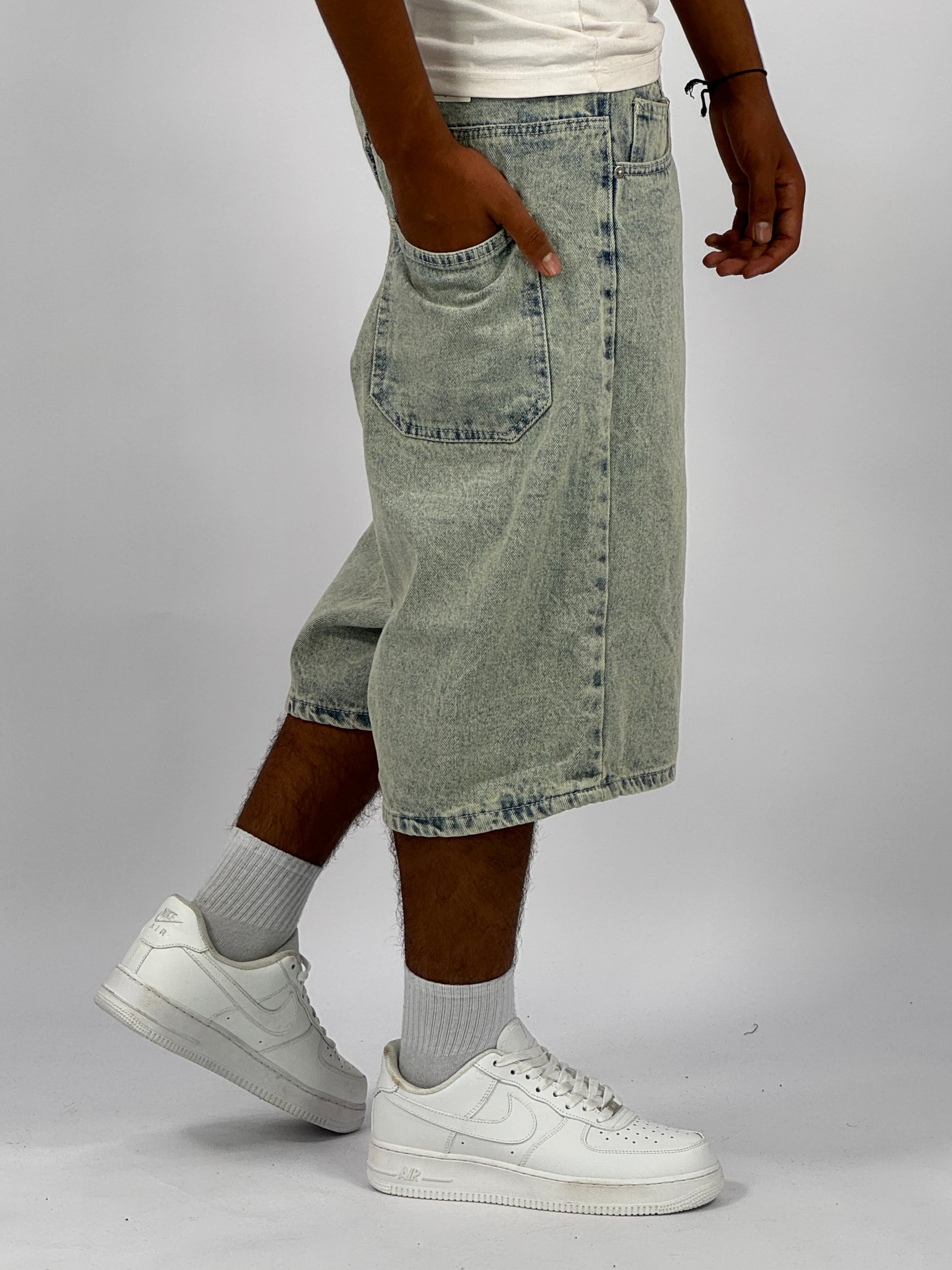 Short en Jean Oversize Homme (D) – Denim Délavé Vintage | Style Streetwear