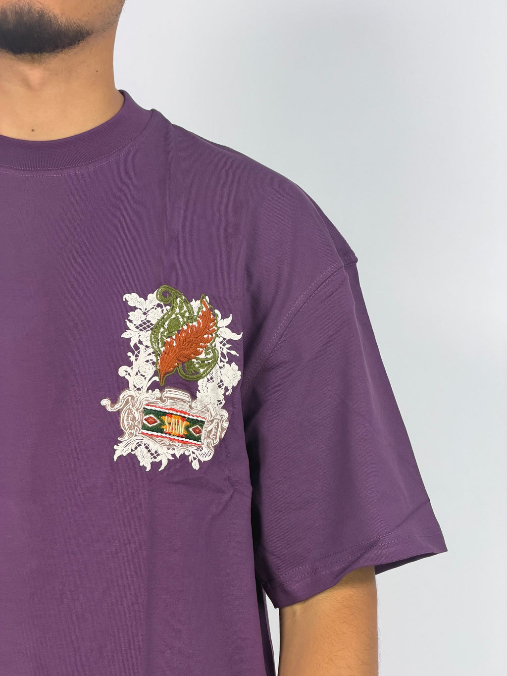 T-shirt ORIGINAL Oversize Violet – Graphic Chest Detail