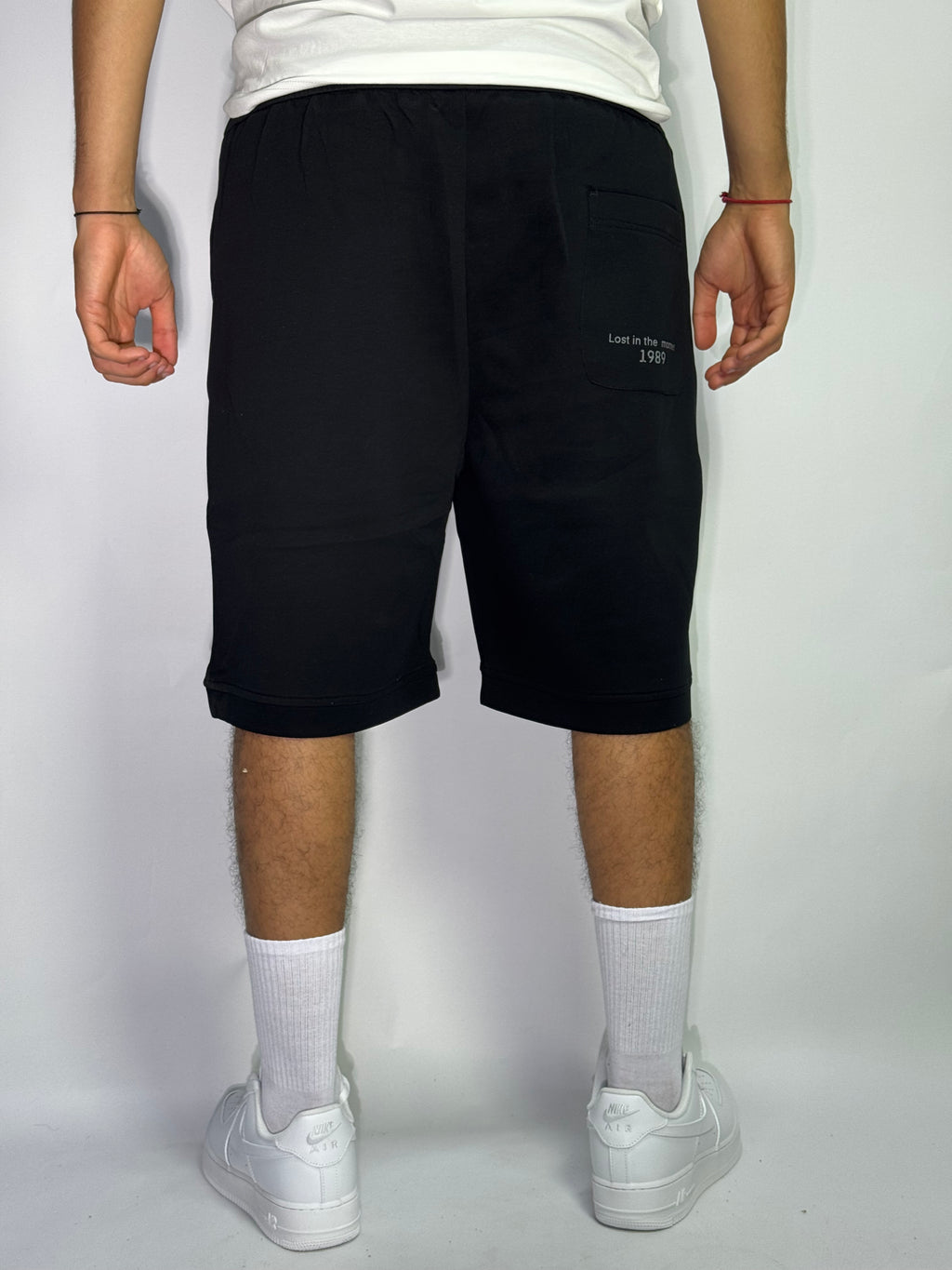 Short Oversize Noir – Essential Streetwear