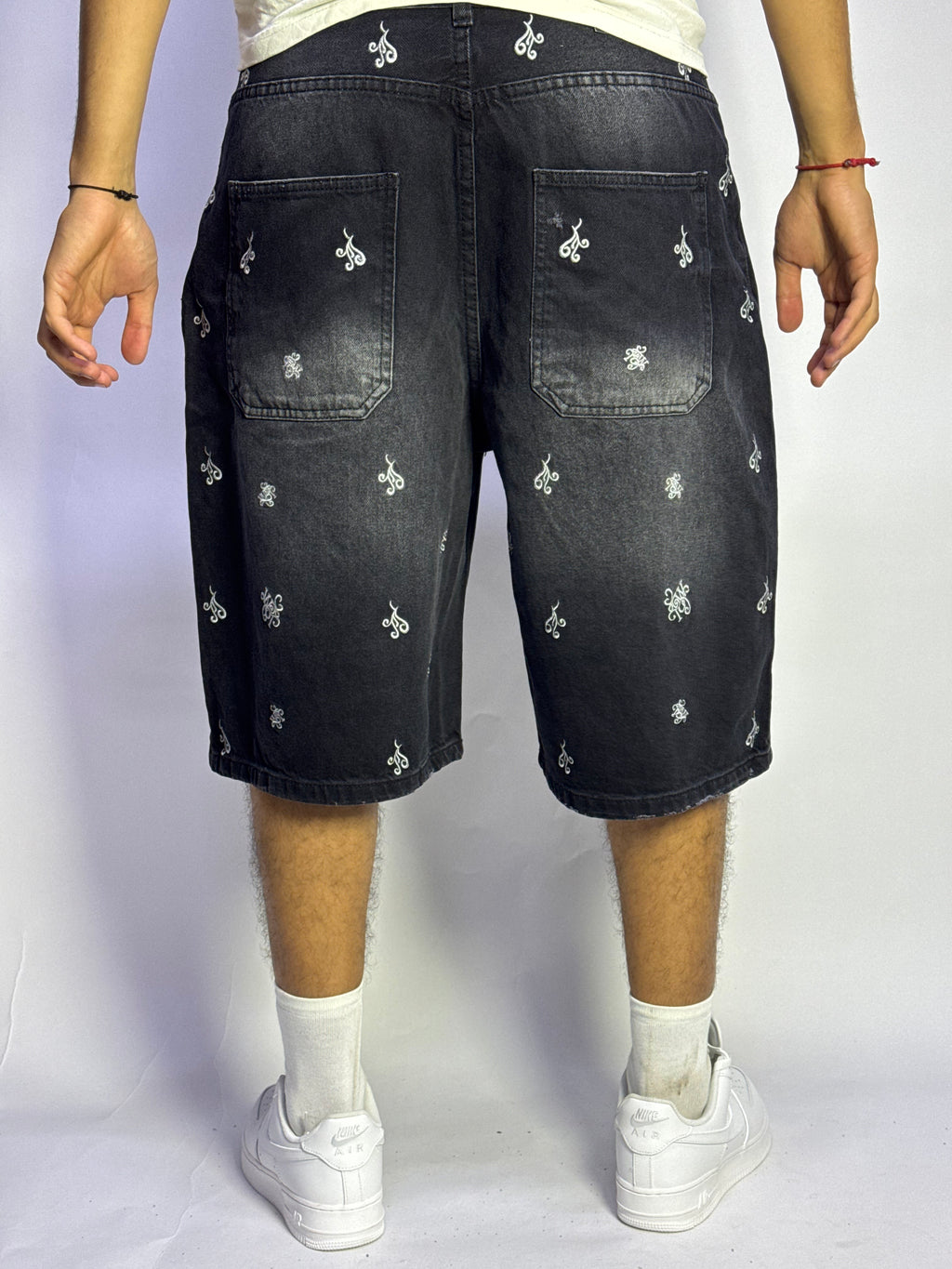 Short Jeans Denim Noir Oversize Pattern – 1 Ère Qualité