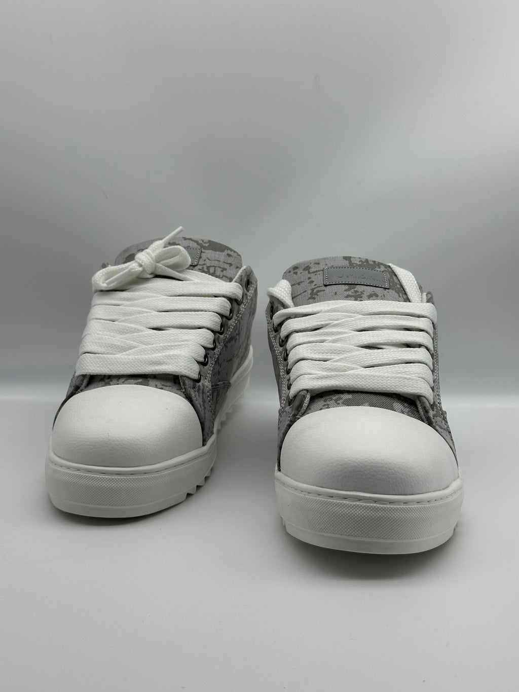 Sneakers ORIGINAL Gris et Blanc à lacets larges