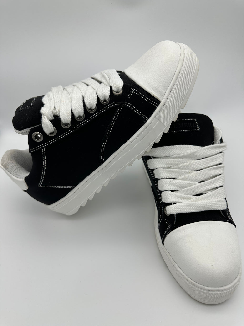 Sneakers ORIGINAL Classic Noir & Blanc Signature
