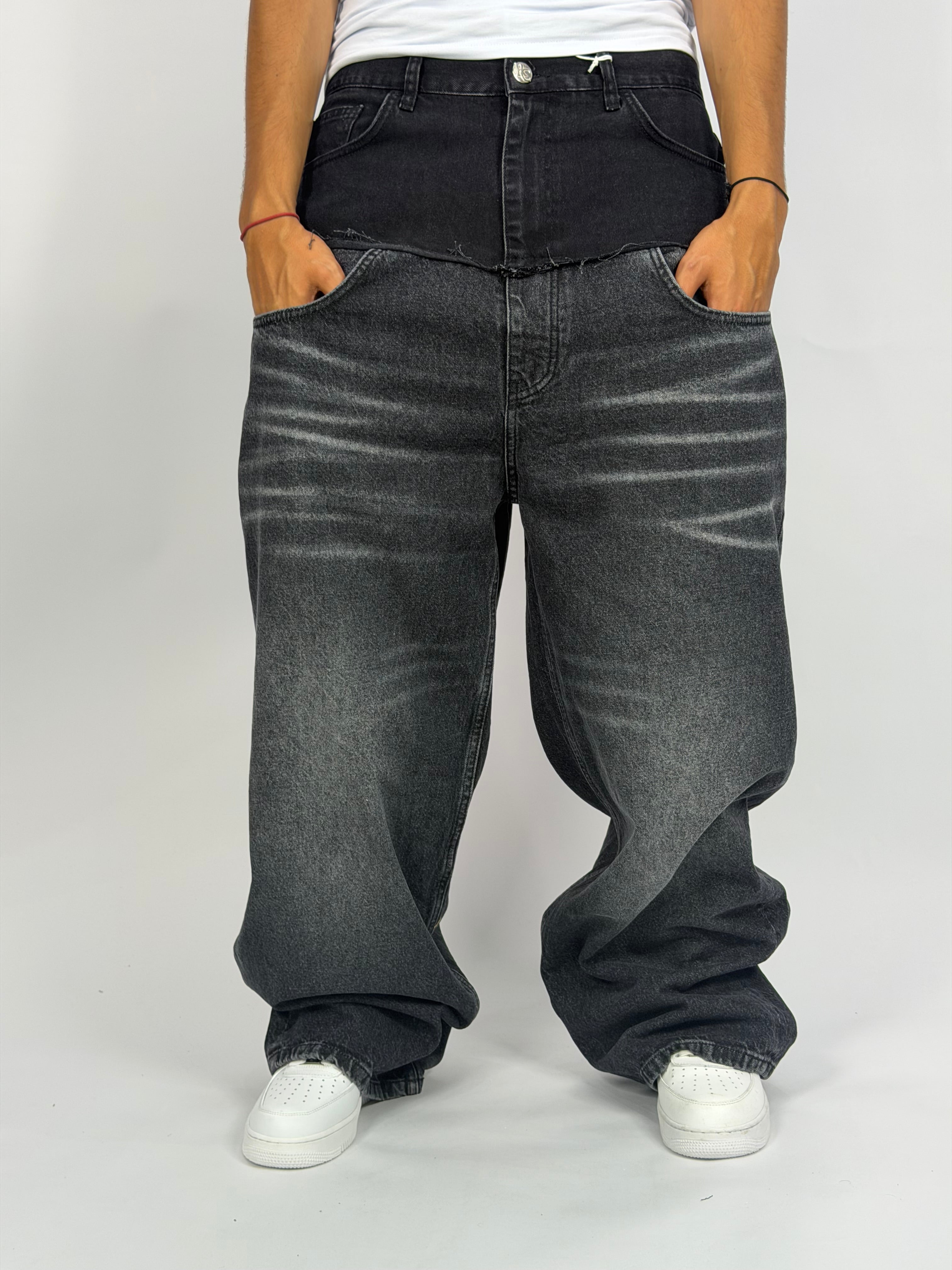 Jeans ORIGINAL Layered Fade – Oversize Washed Black Edition