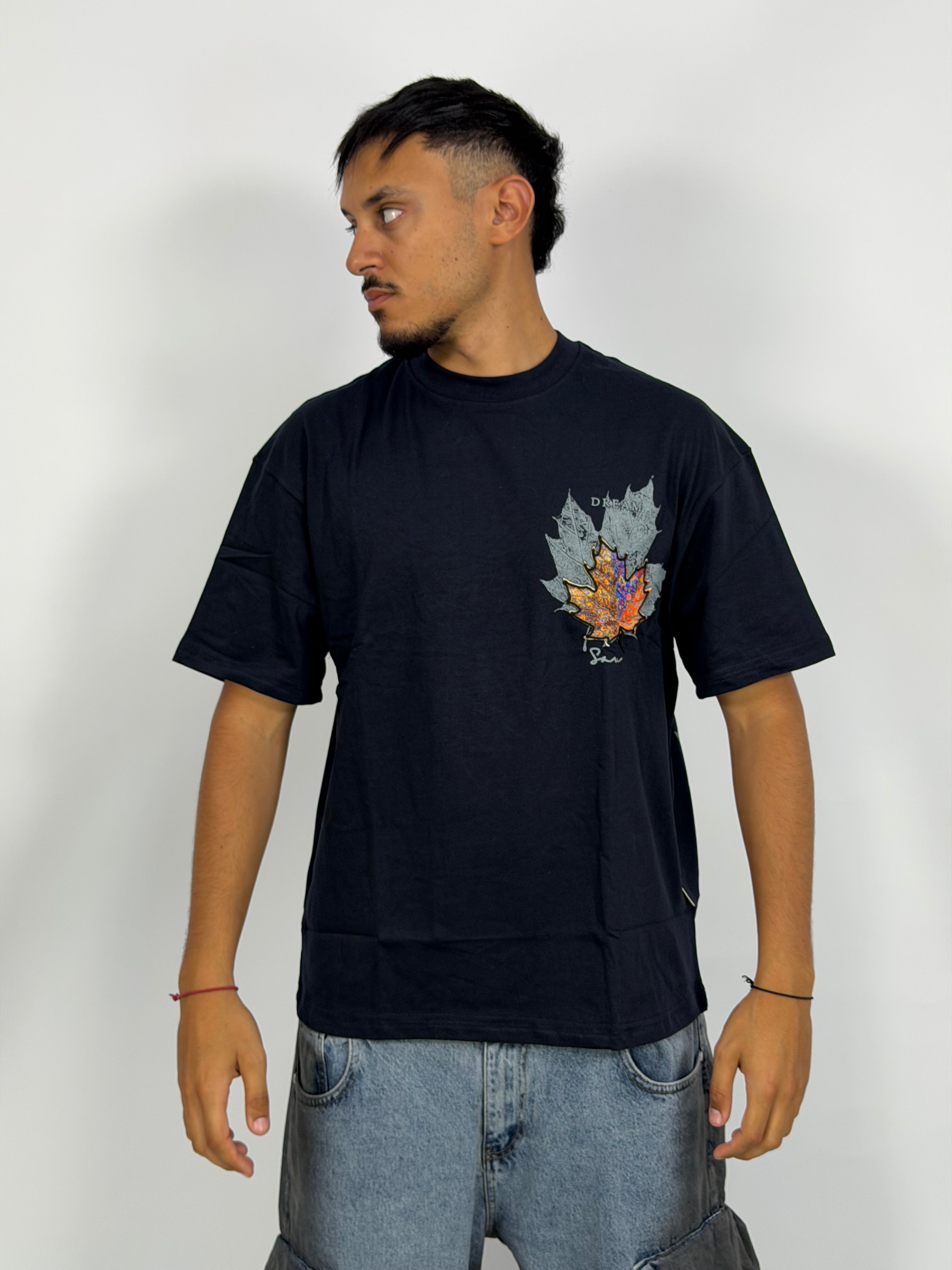 T-shirt Oversize Noir – Autumn Leaf Signature