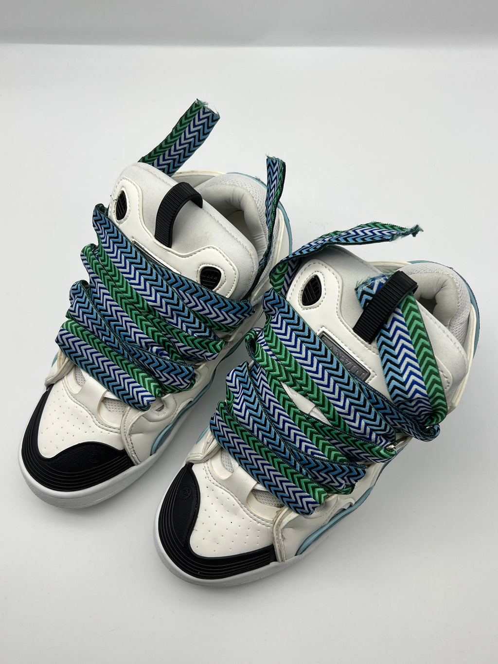 Sneakers ORIGINAL montantes blanches à lacets bleu et vert