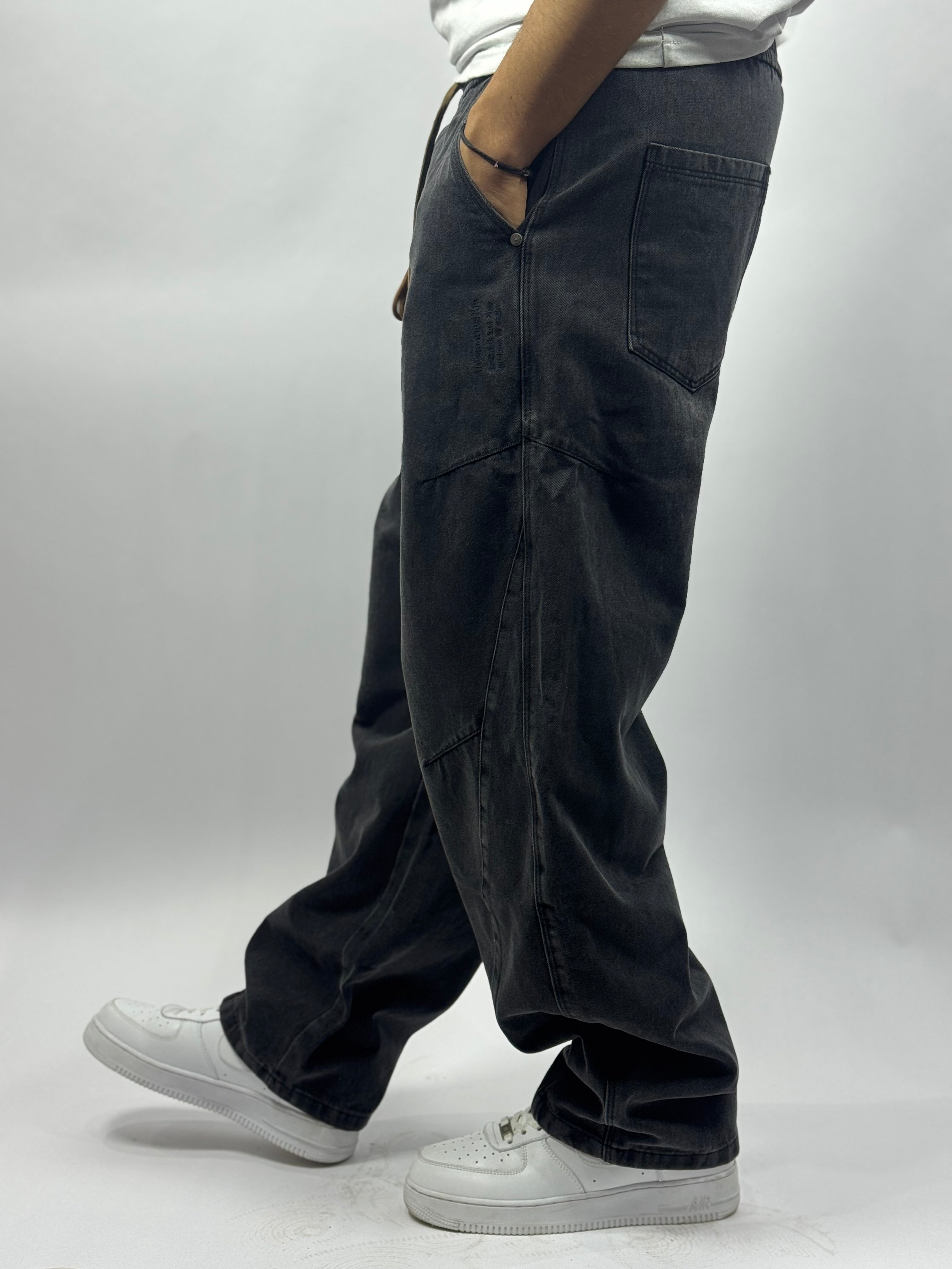 Jogging Homme Noir Foncé – Coupe Confort & Style Minimal