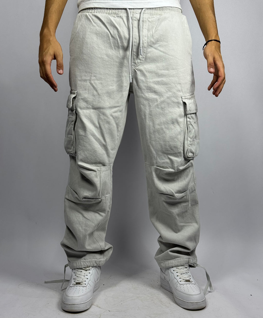 Jogging Homme Gris Blanc Foncé – Coupe Confort & Style Minimal