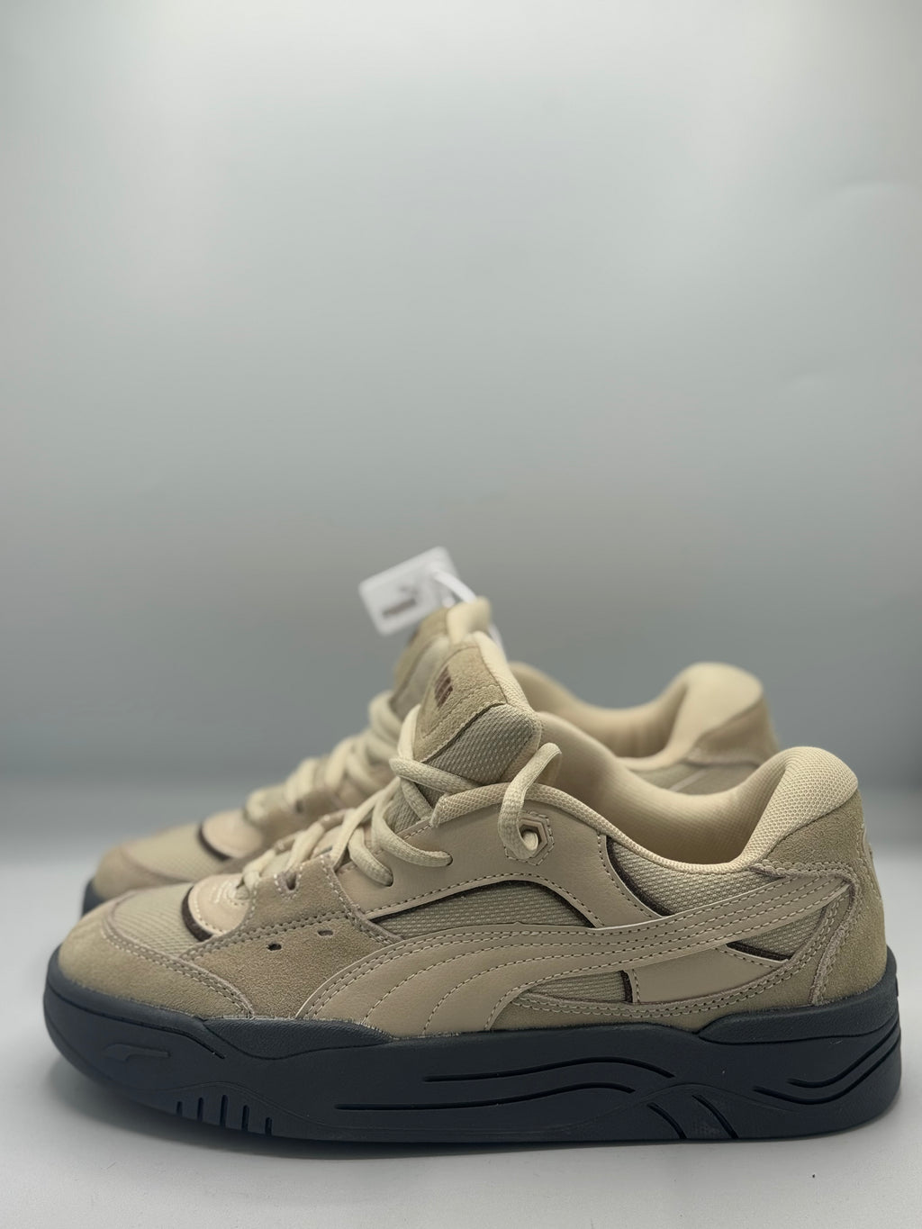 Sneakers Desert Flow – Sand & Brown Edition