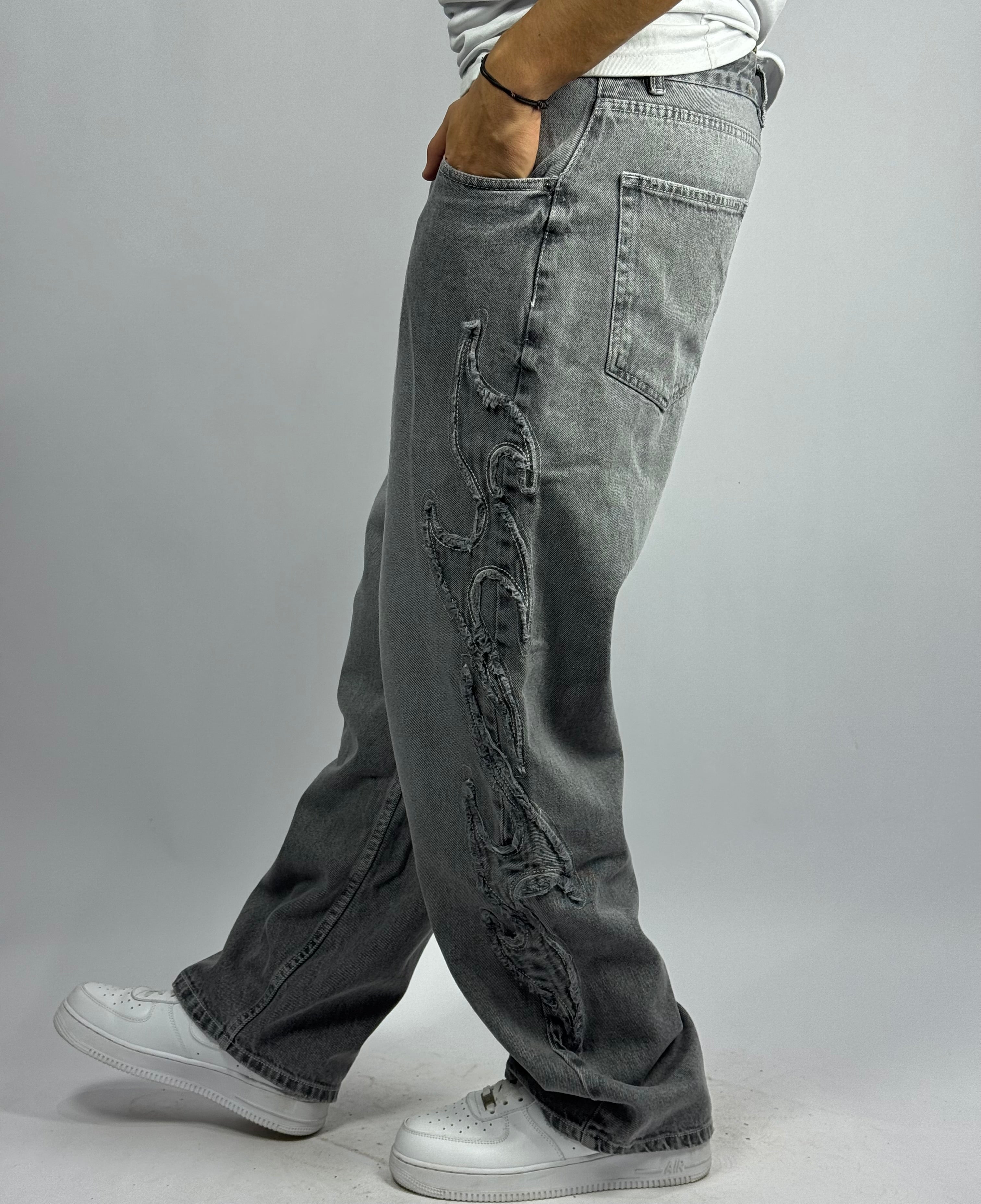 Jean Baggy 1 ère Qualité – Collection Broderie Flamme ( Model B)