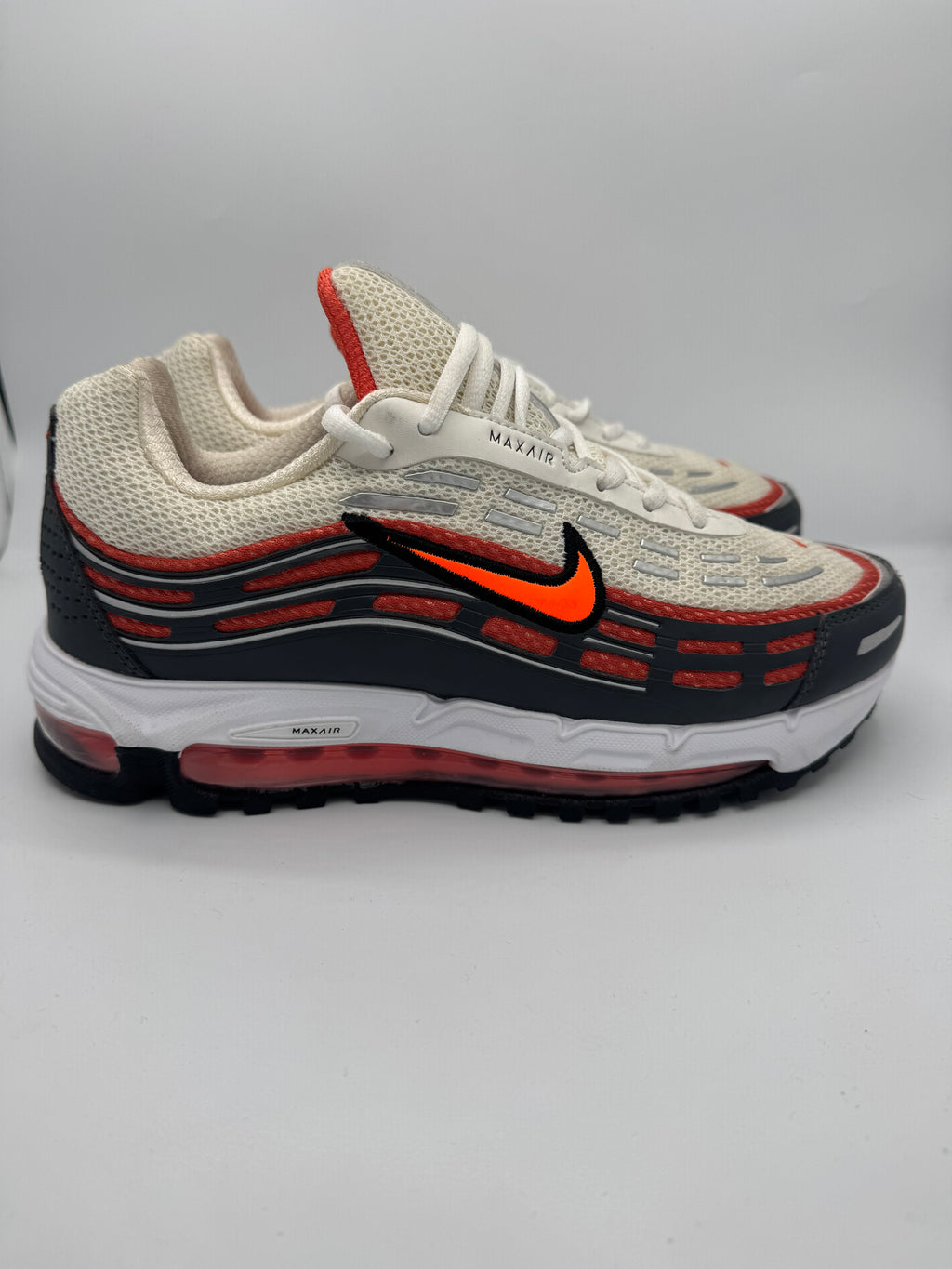 NK AIR MAX Orange Détails