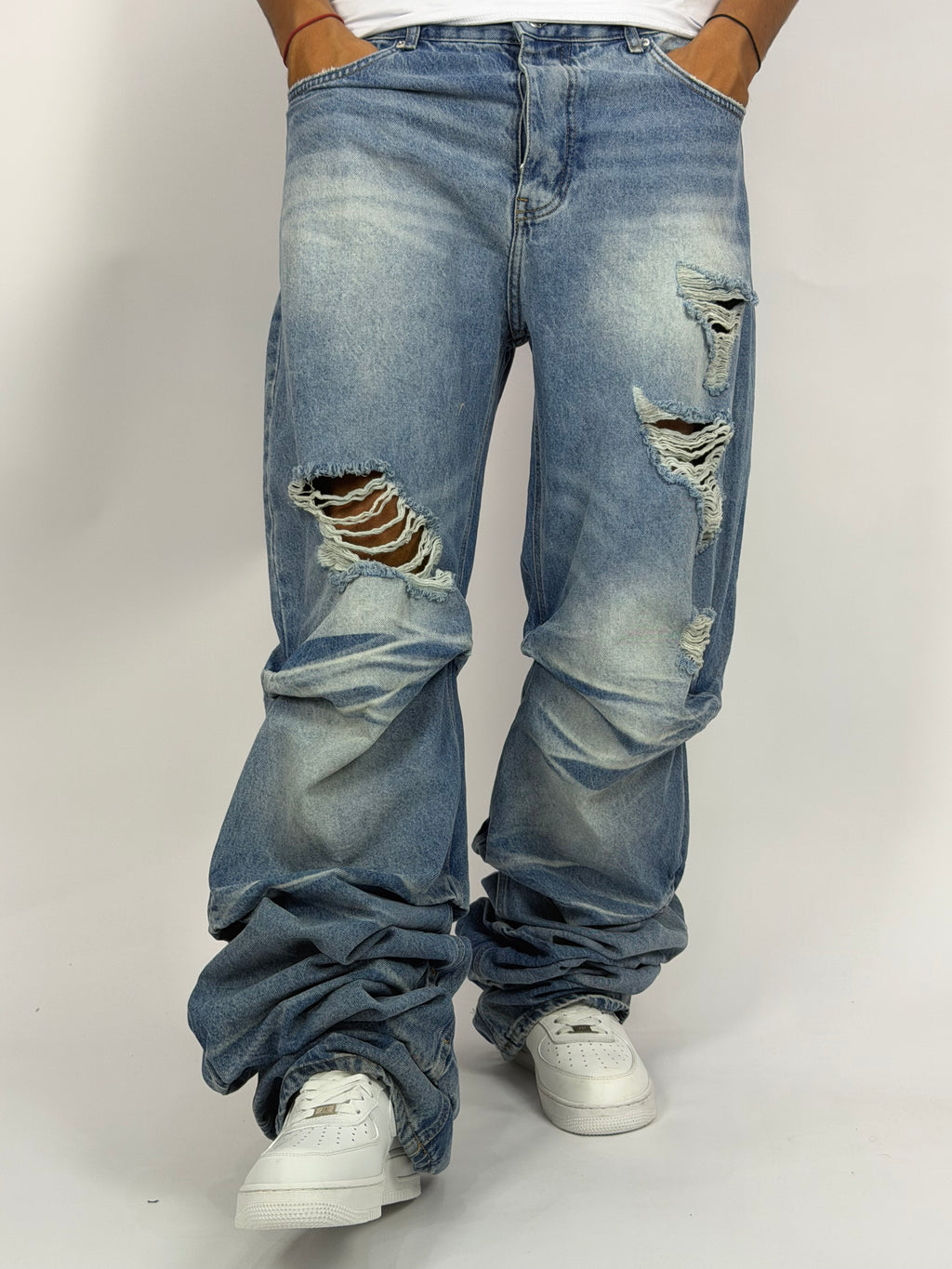 Jeans Denim Oversize Destroy – Light Blue Washed Edition