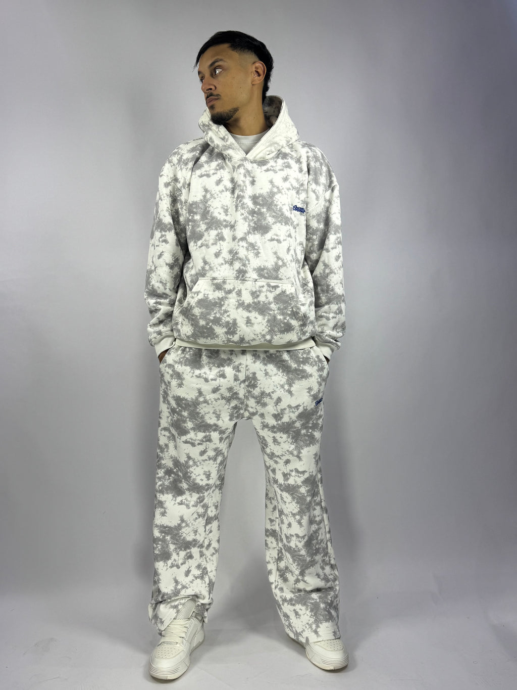 Ensemble Hoodie Blanc STWD – Confort Premium & Style Urbain