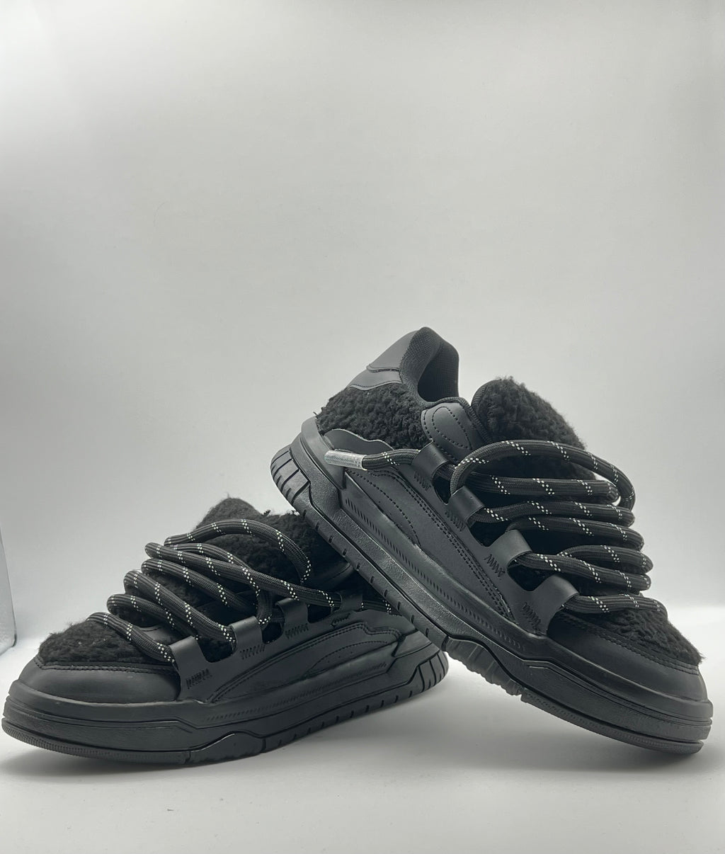 Sneakers ORIGINAL Full Black look