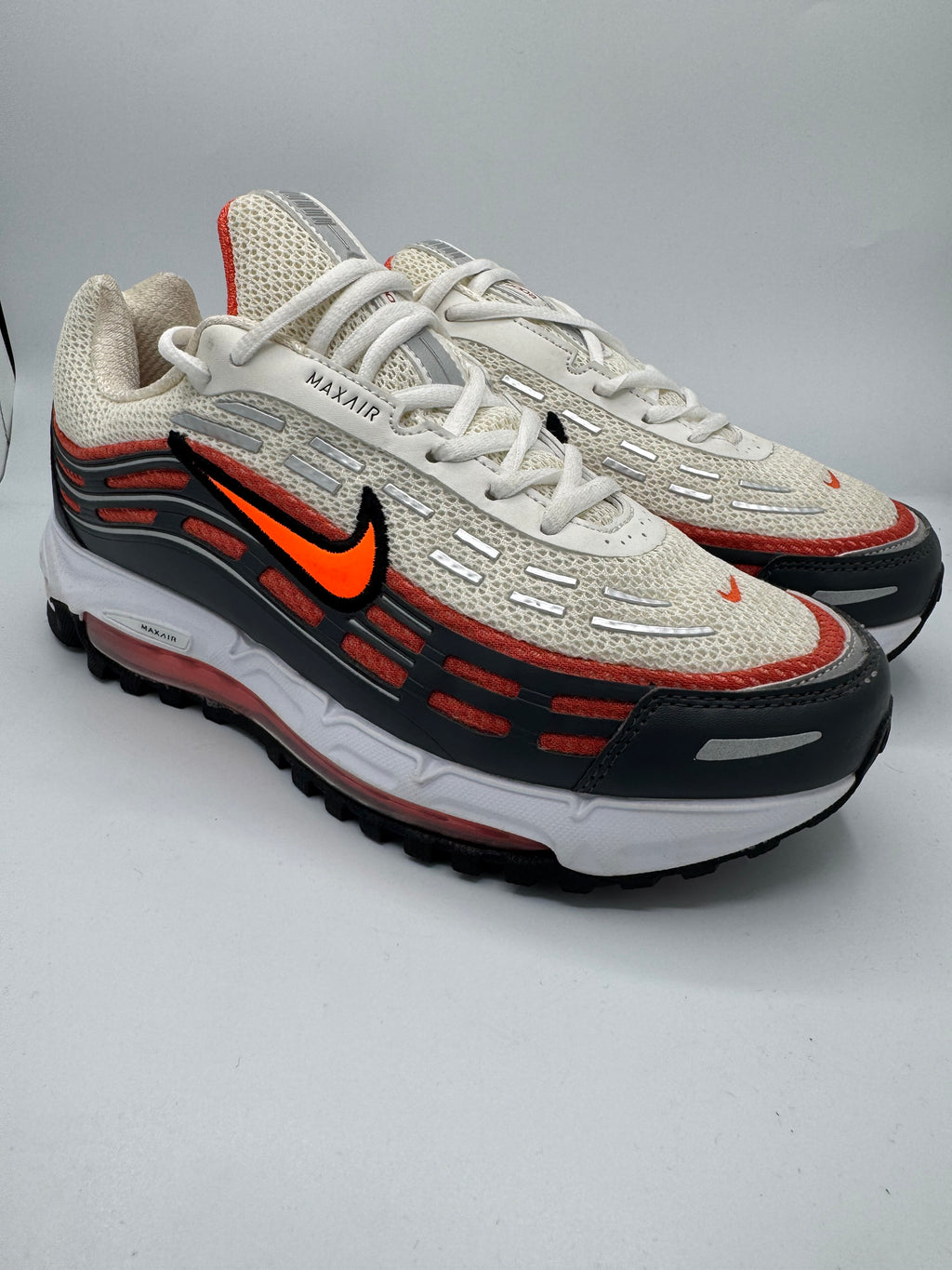 NK AIR MAX Orange Détails