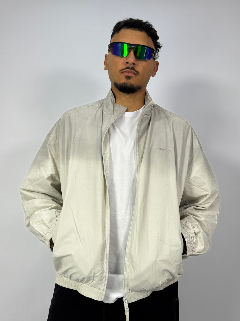 Veste Coupe-Vent Gris Clair – Minimal Streetwear