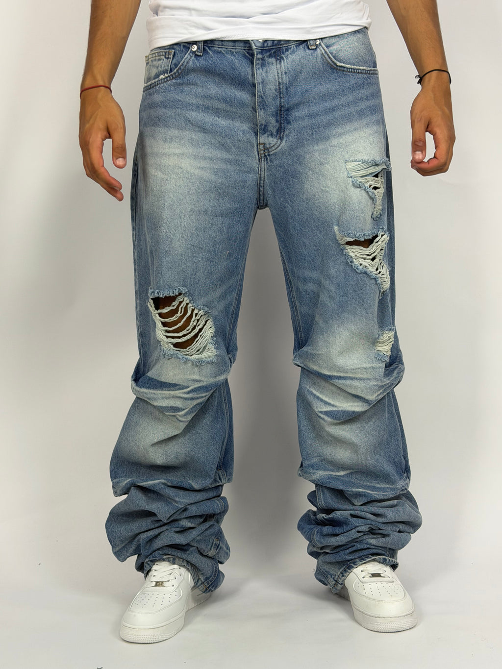 Jeans Denim Oversize Destroy – Light Blue Washed Edition