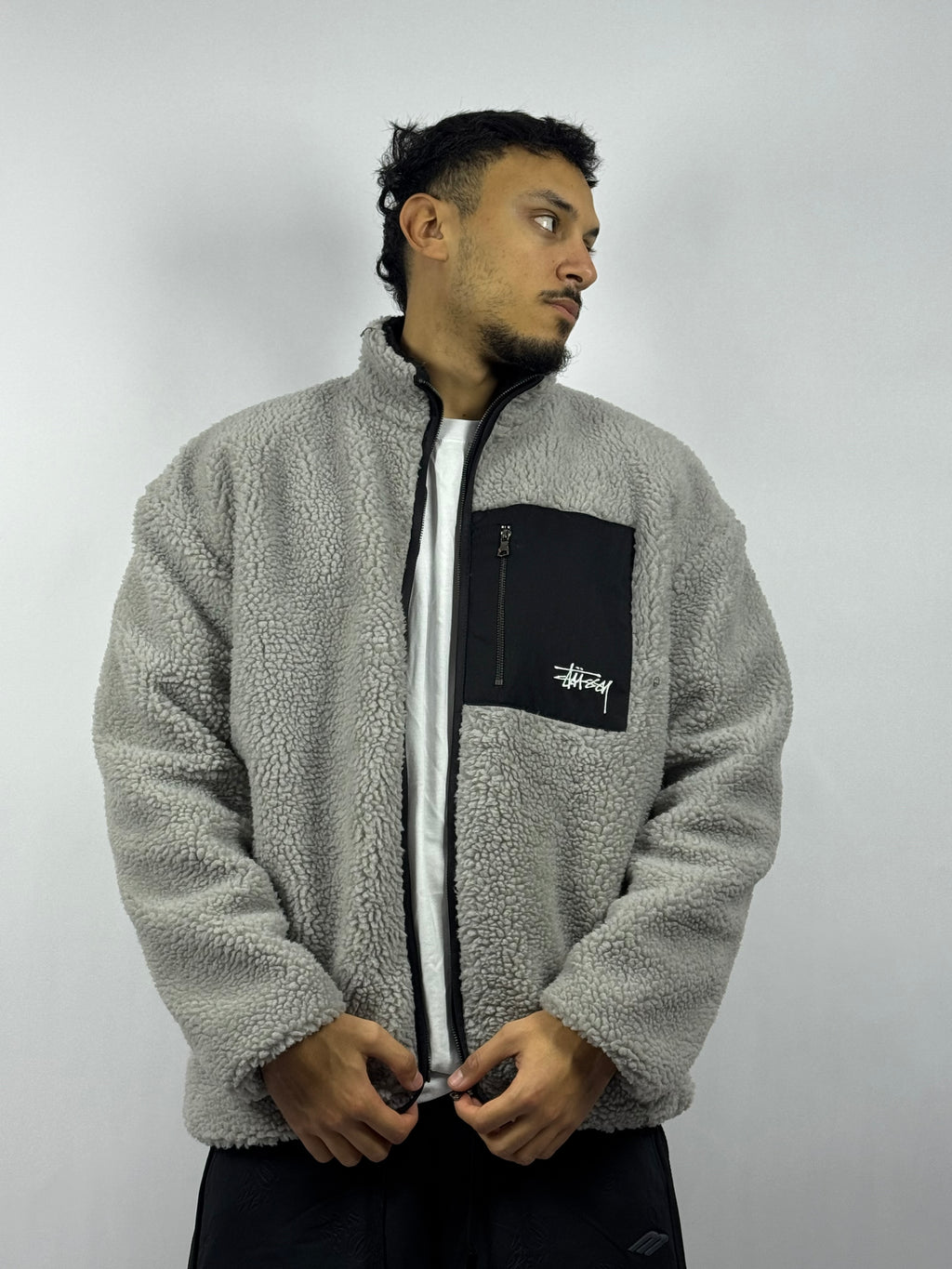 Veste Sherpa Homme Gris – Douceur Premium & Style Moderne