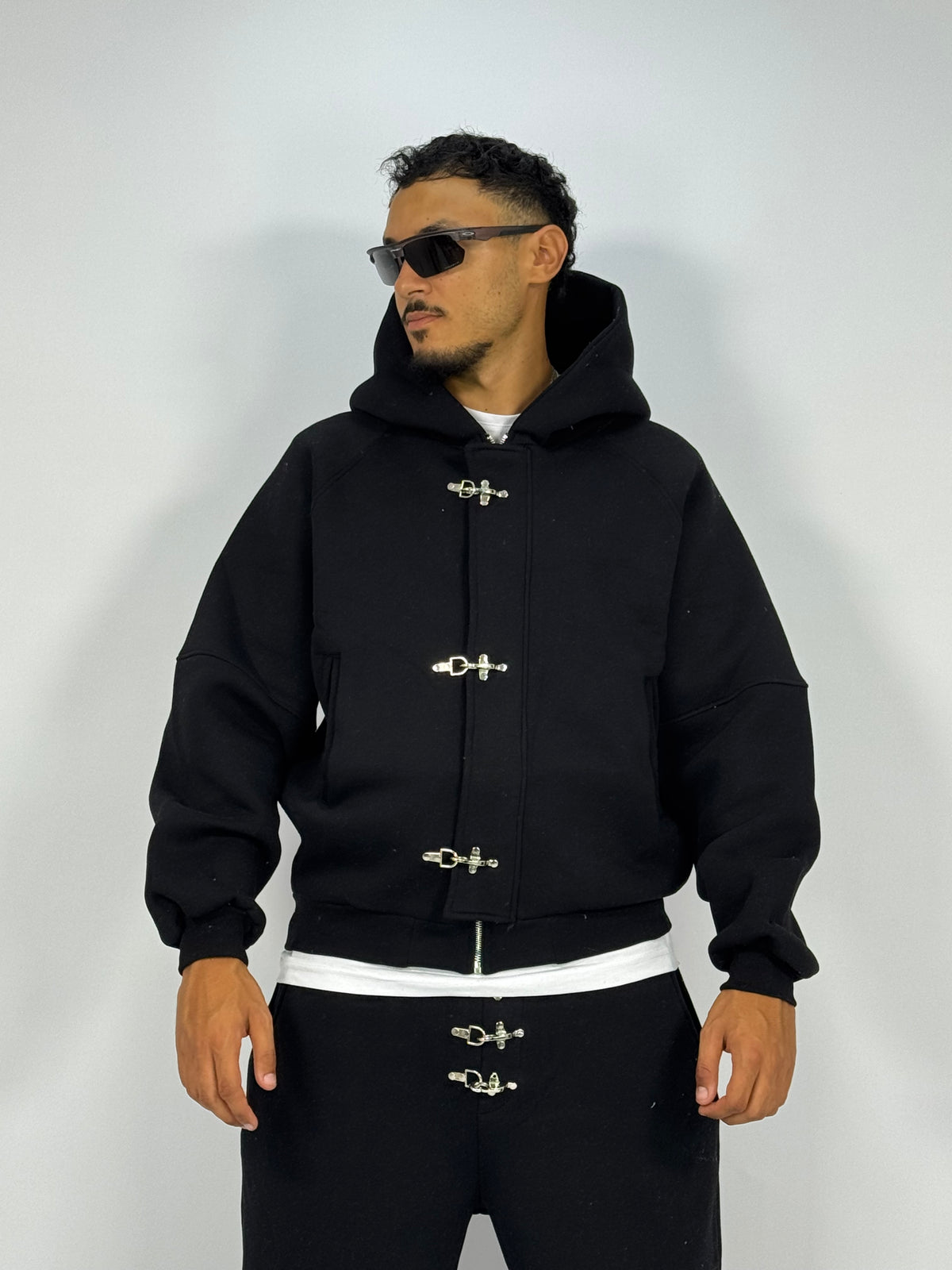 Ensemble Métalliques Noir à Capuche
