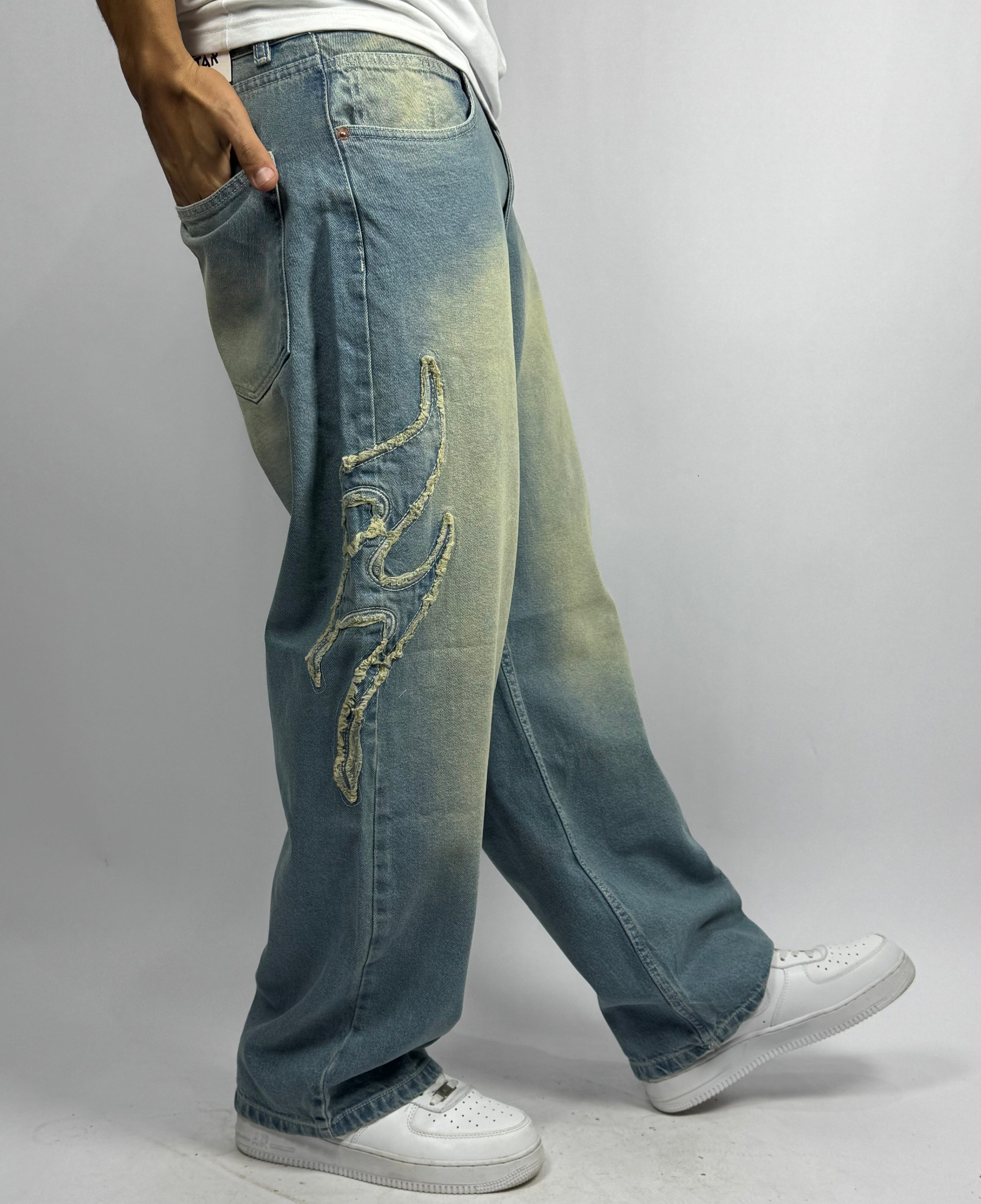 Jean Baggy 1 ère Qualité – Collection Broderie Flamme ( Model A)