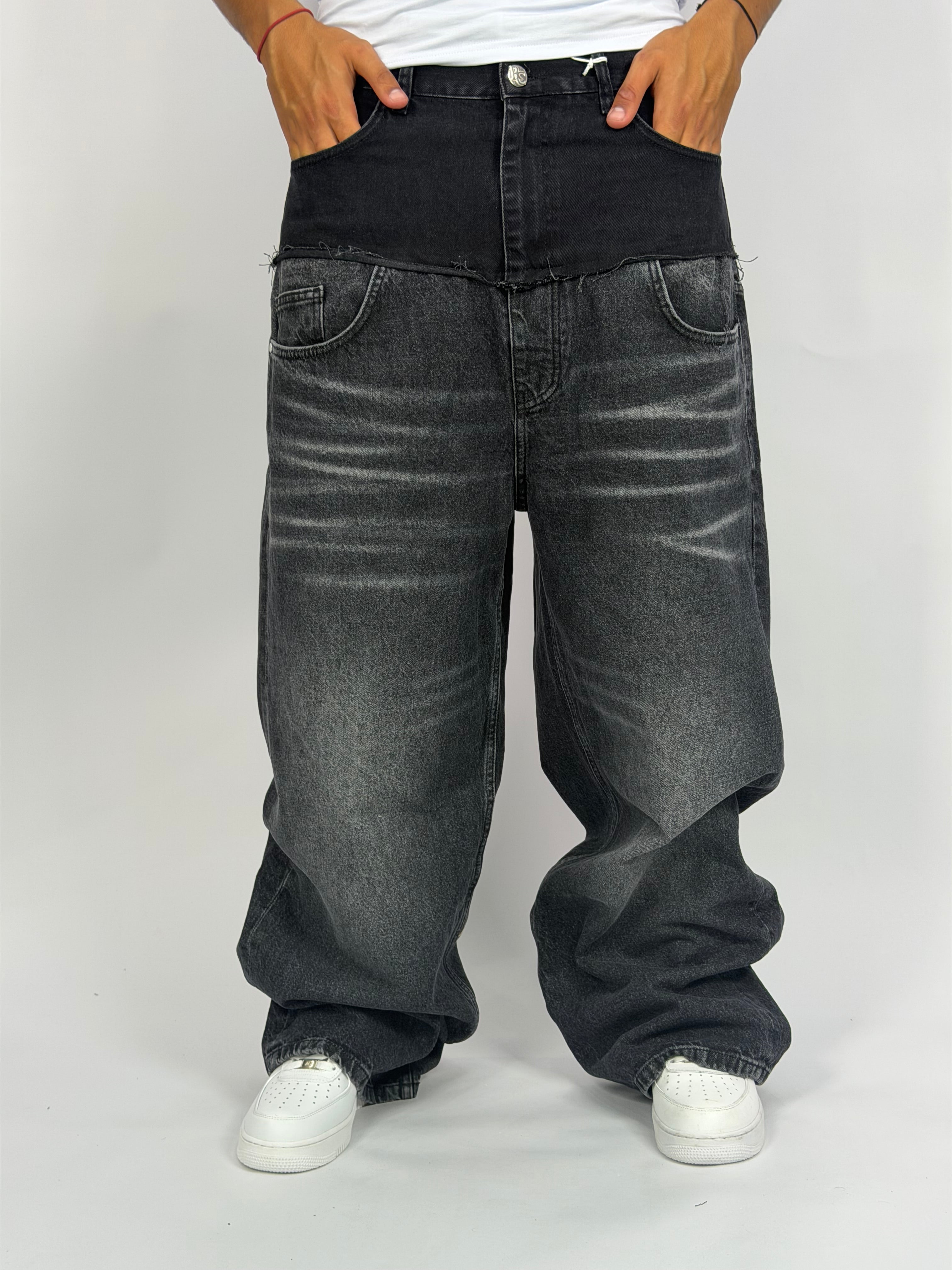 Jeans ORIGINAL Layered Fade – Oversize Washed Black Edition