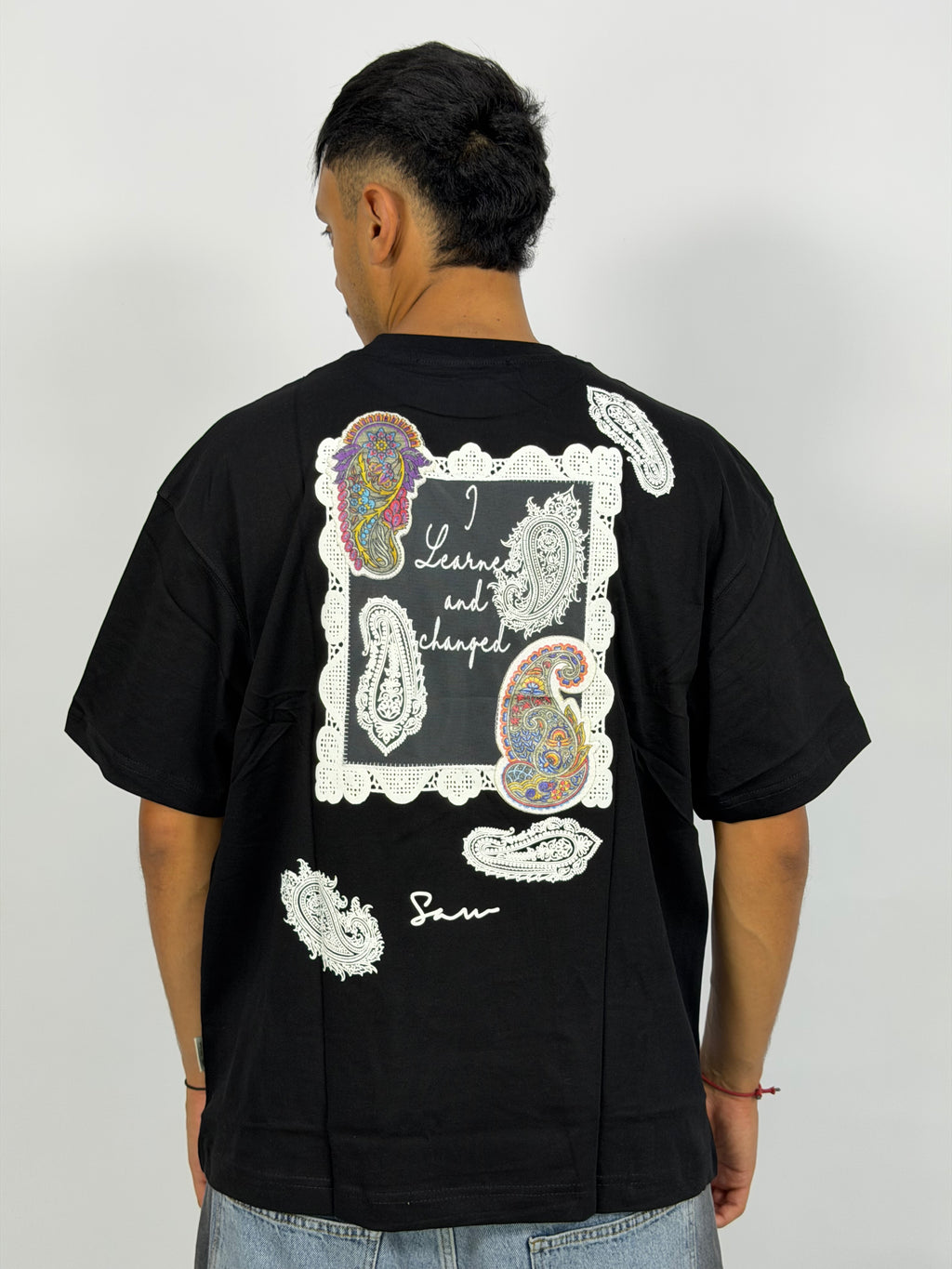 T-shirt ORIGINAL Oversize Noir – Paisley Statement “I Learned & Changed” Edition
