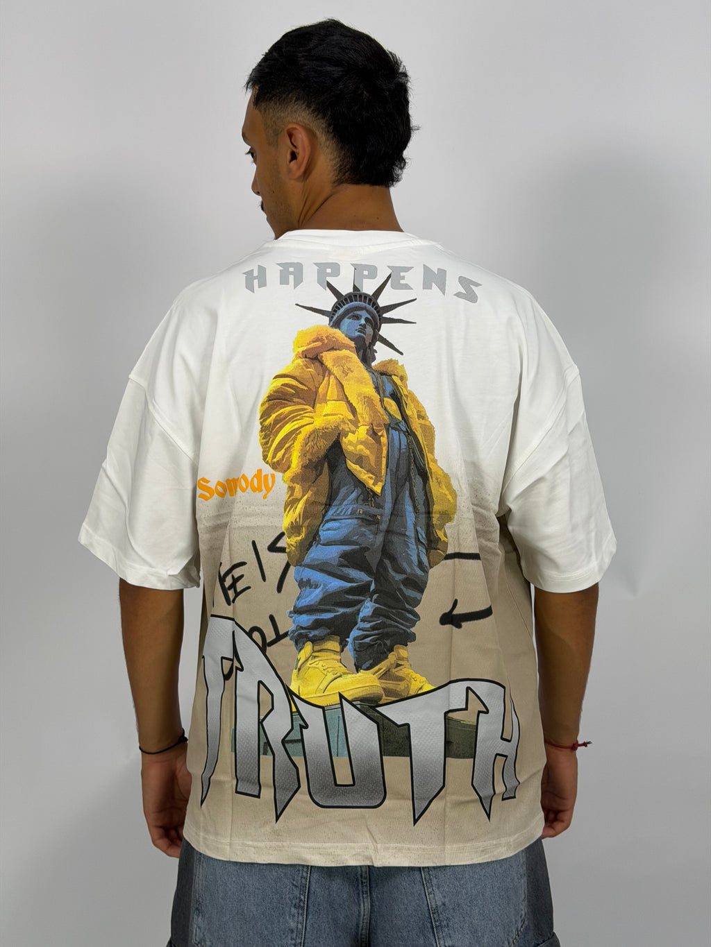 T-shirt ORIGINAL Oversize Blanc – TRUTH Street Graphic Edition
