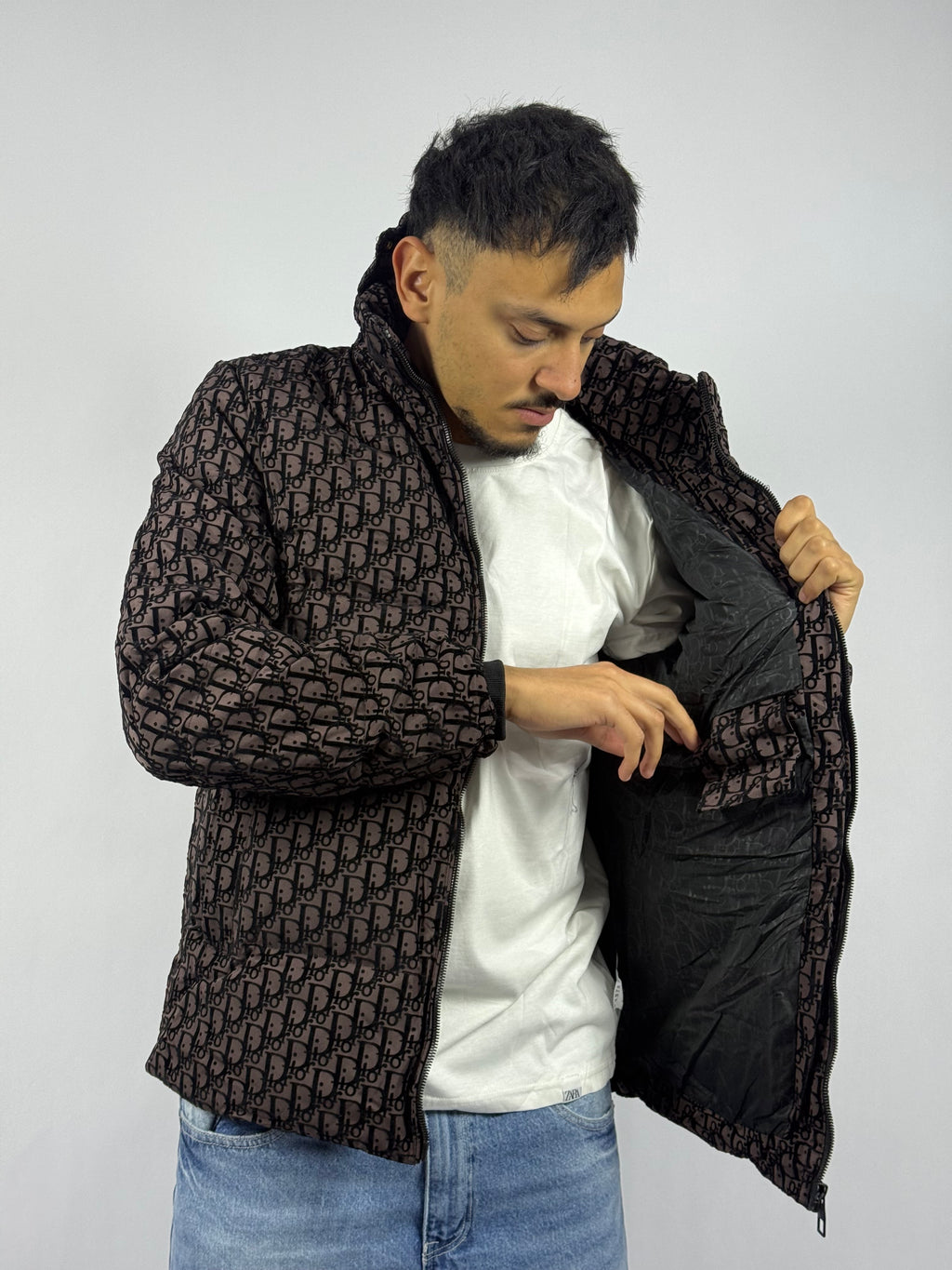 Veste Signature DR Marron – Design Graphique & Coupe Confort