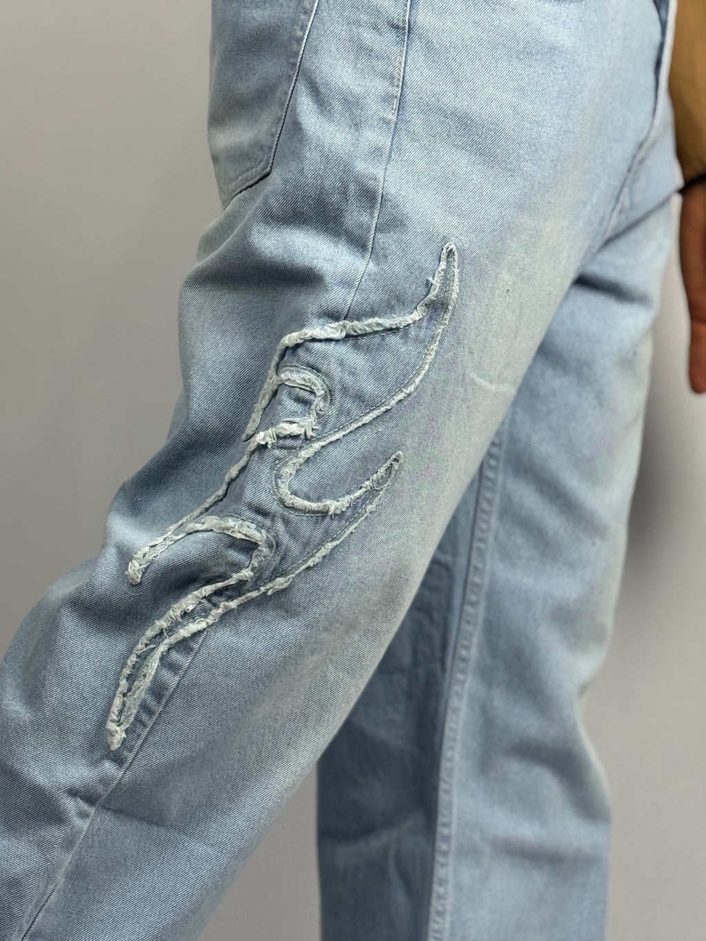 Jean Baggy 1 ère Qualité – Collection Broderie Flamme ( Model C)