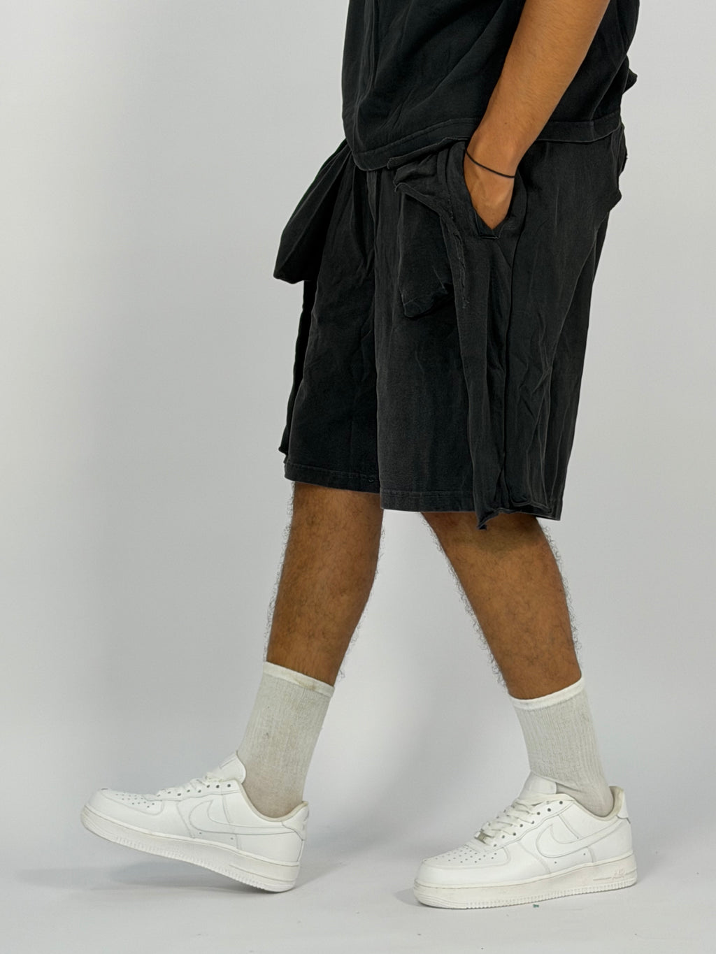 Ensemble “OCEAN DUST” Noir Foncé – T-Shirt + Short Cargo Streetwear