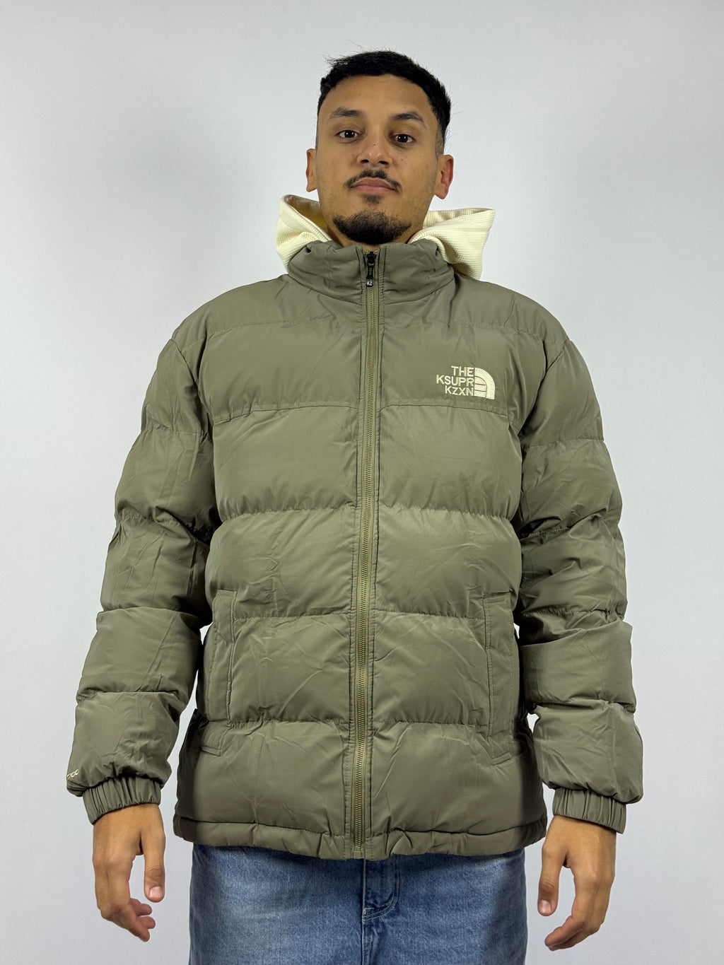 Veste Street à Capuche Kaki – Confort & Protection Quotidienne