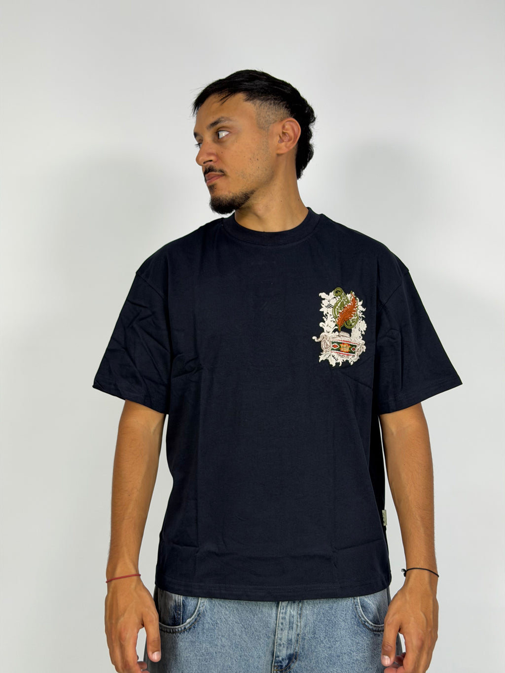 T-shirt ORIGINAL Oversize Noir – Graphic Chest Detail