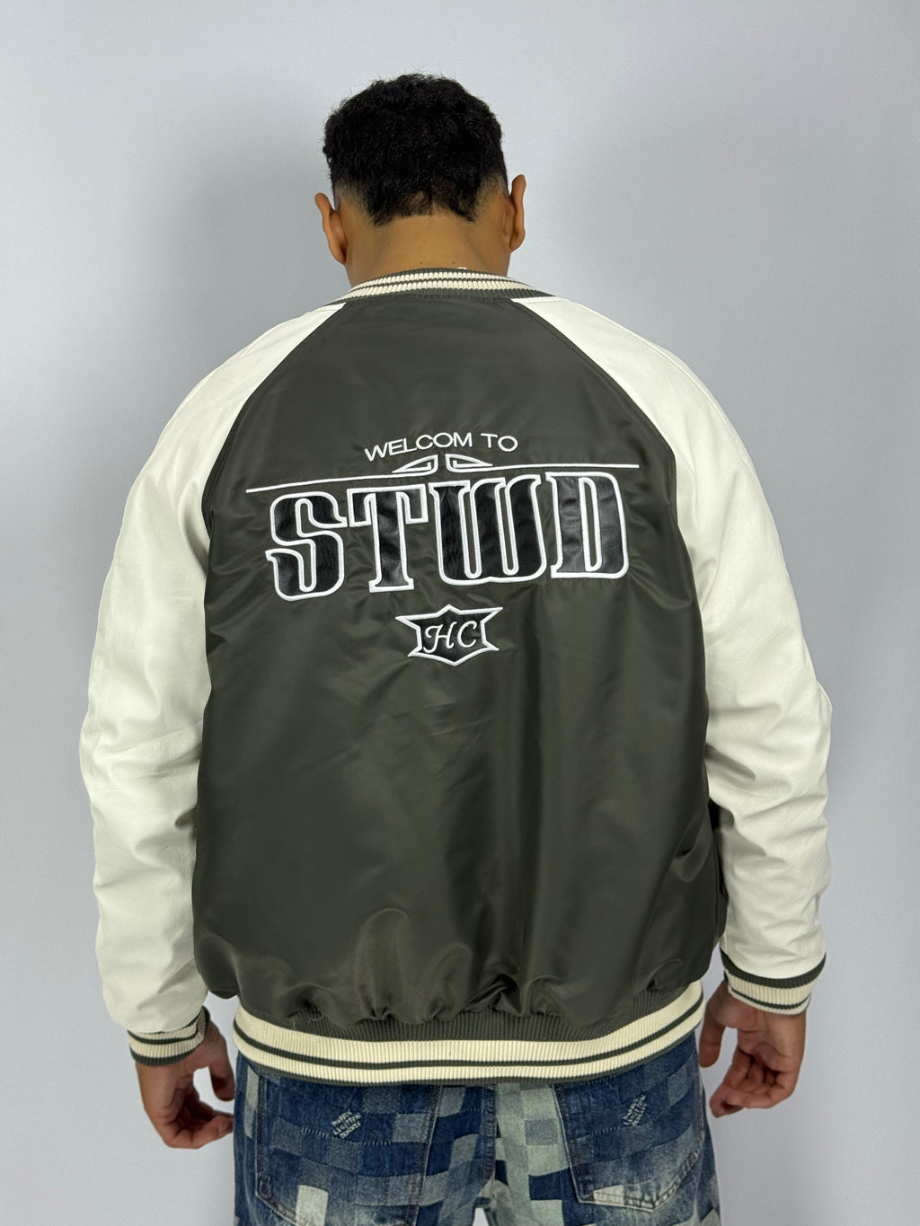 Veste  – Style Moderne