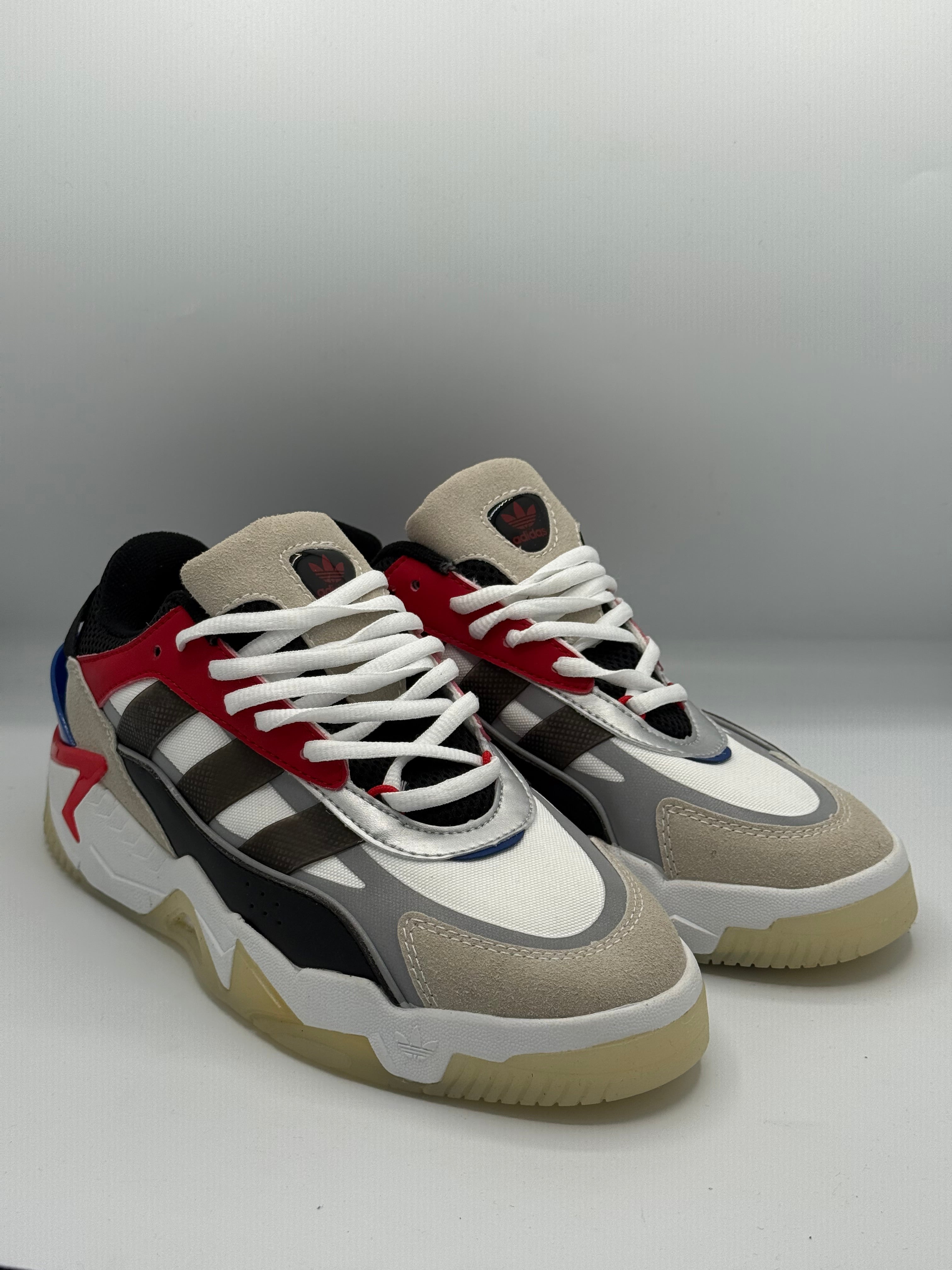 ADIDAS Nova Edge Rouge – Confort, Style & Puissance Urbaine