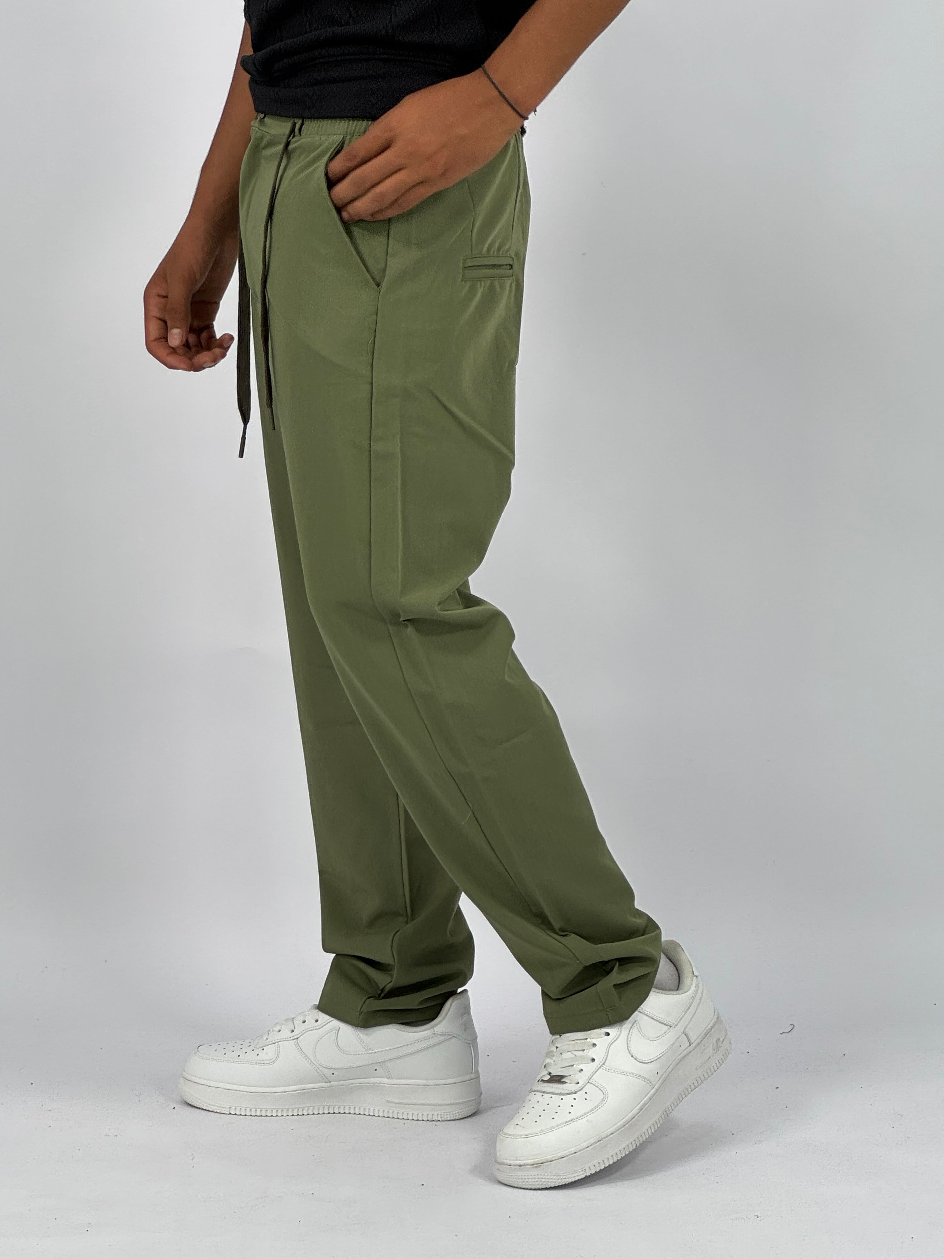 Pantalon Premium Vert – Coupe Relax & Style Minimaliste