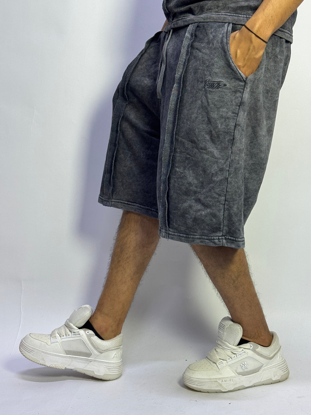 Ensemble Streetwear Oversize Gris Washed – T-shirt & Short Premium