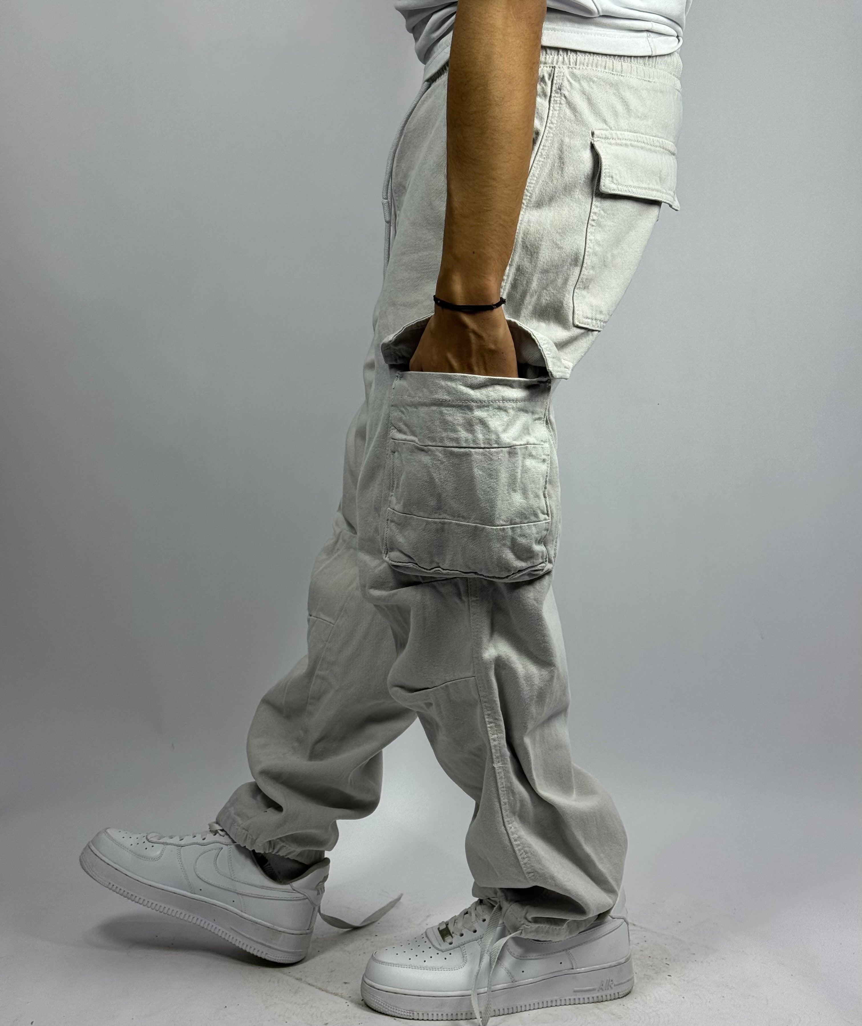 Jogging Homme Gris Blanc Foncé – Coupe Confort & Style Minimal