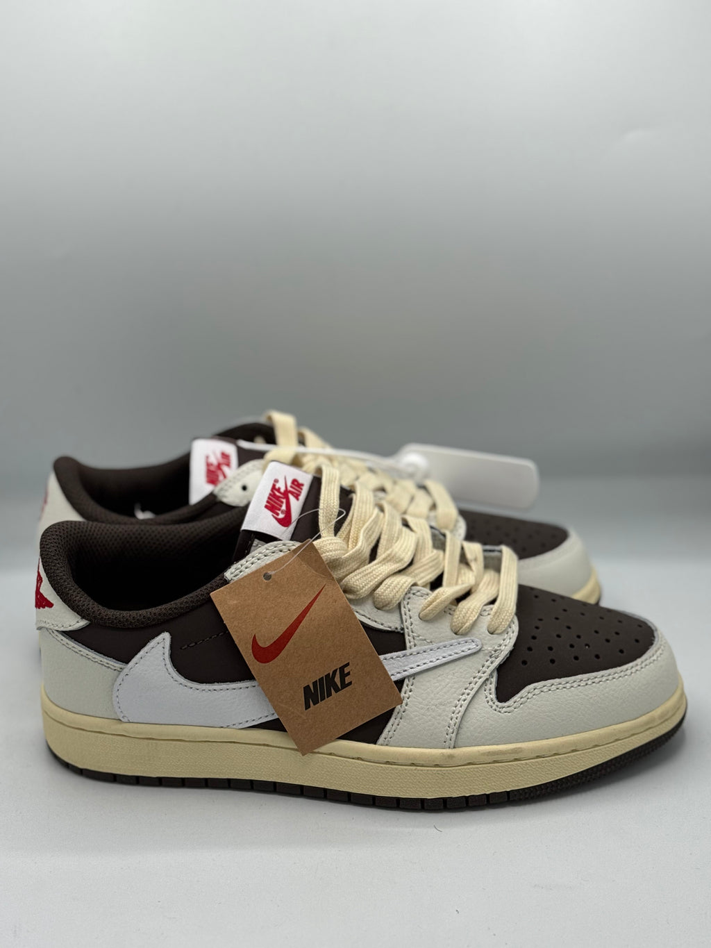 Sneakers Shadow One – Édition Travis scott (Model A)