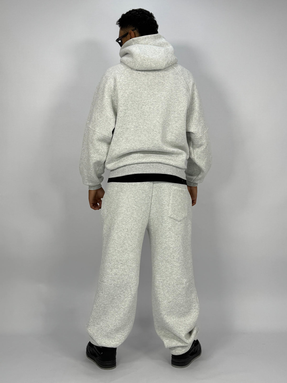 Ensemble Métalliques Blanc à Capuche