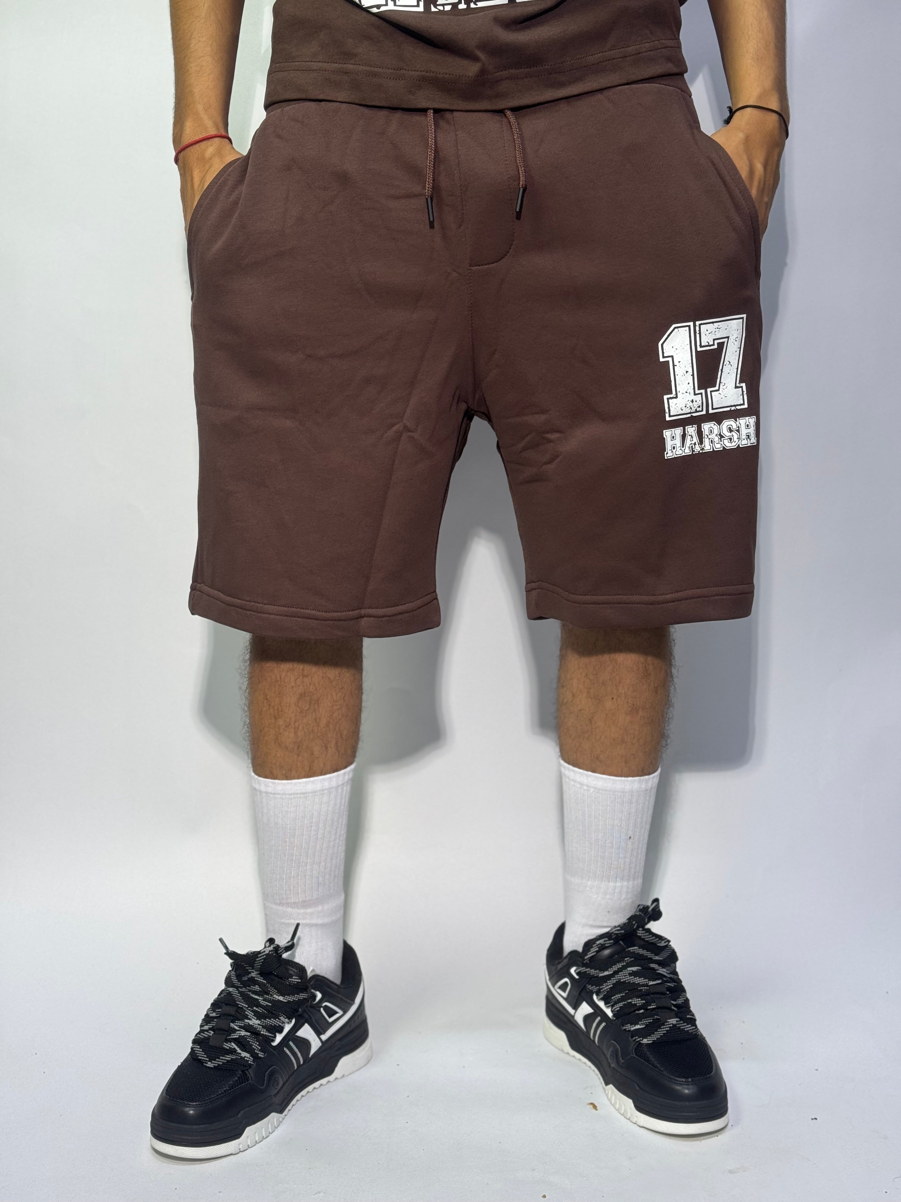Ensemble Streetwear “17 HARSH” – Oversize Edition (B)